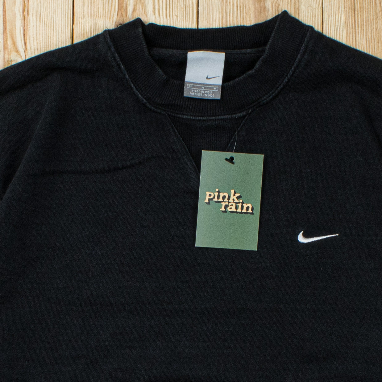 (S) Vintage Nike Essential Embroidered Sweatshirt