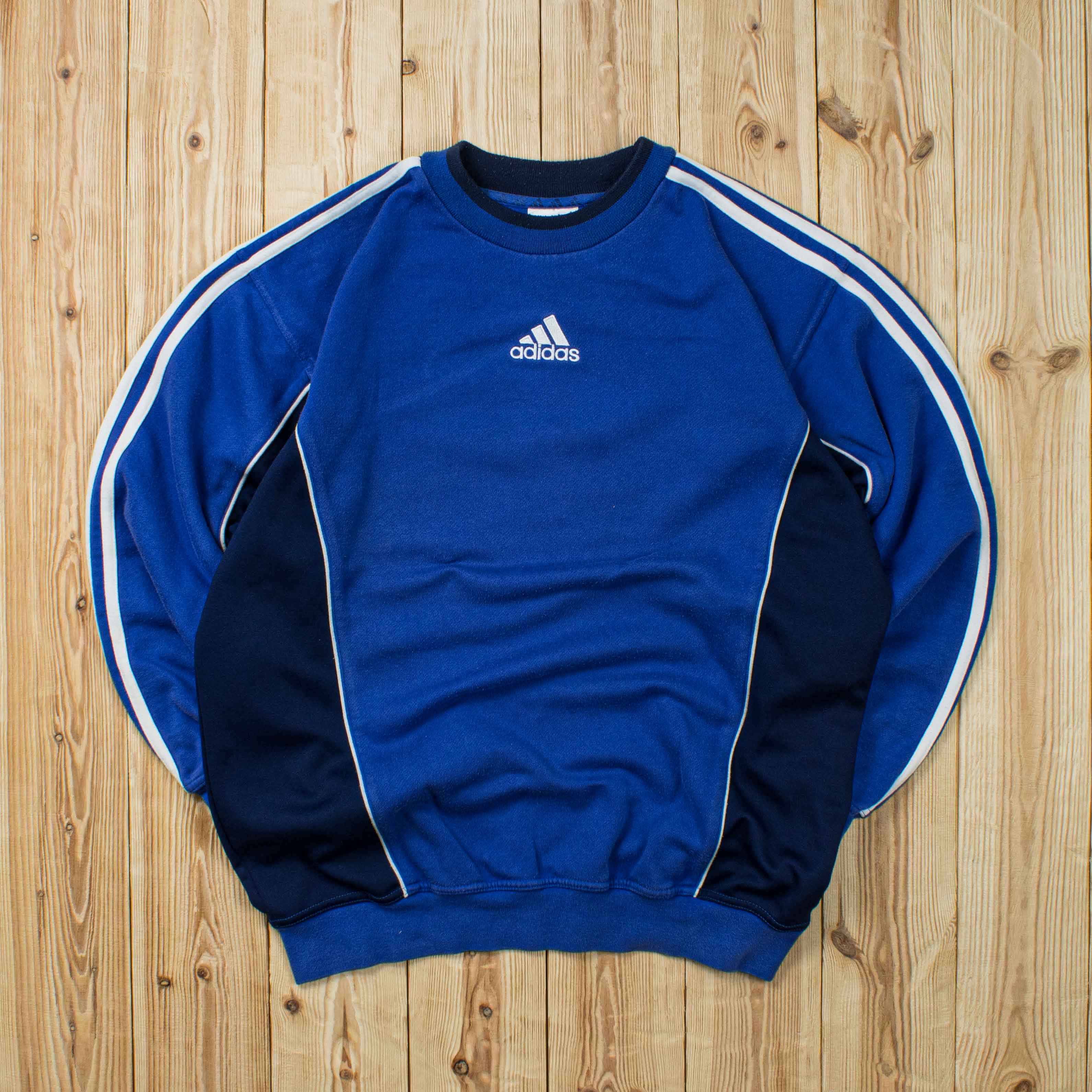 (M) Vintage Adidas Embroidered Sweatshirt