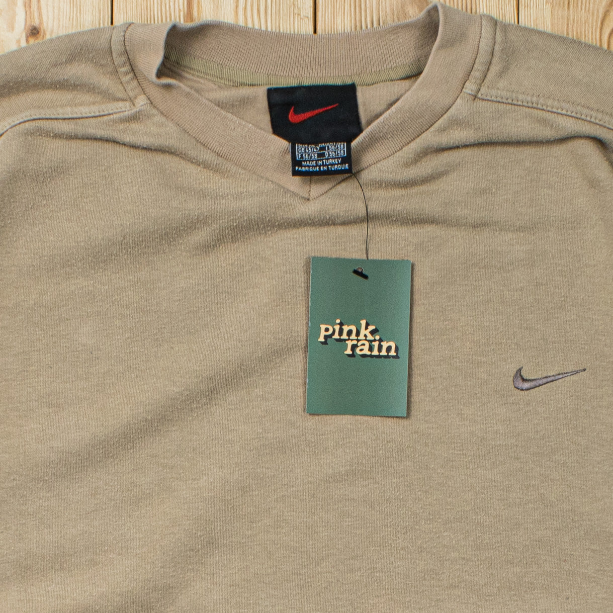 (L/XL) Vintage Nike Essential Embroidered Sweatshirt
