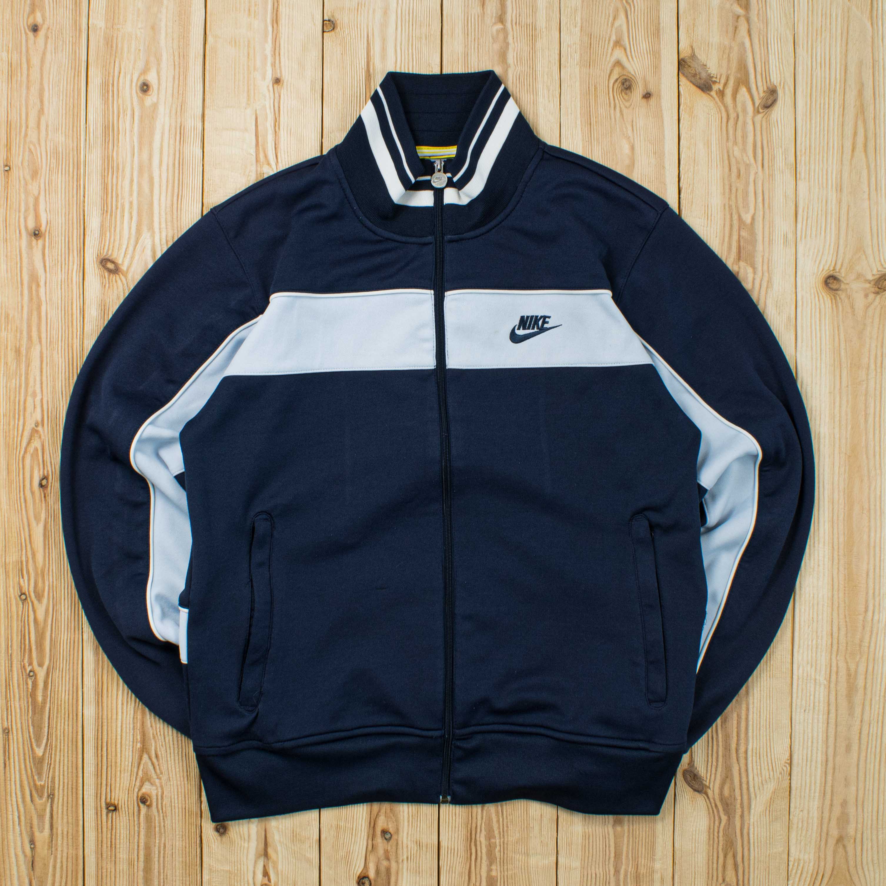 (S) Vintage Nike Essential Embroidered Full-Zip Sweatshirt