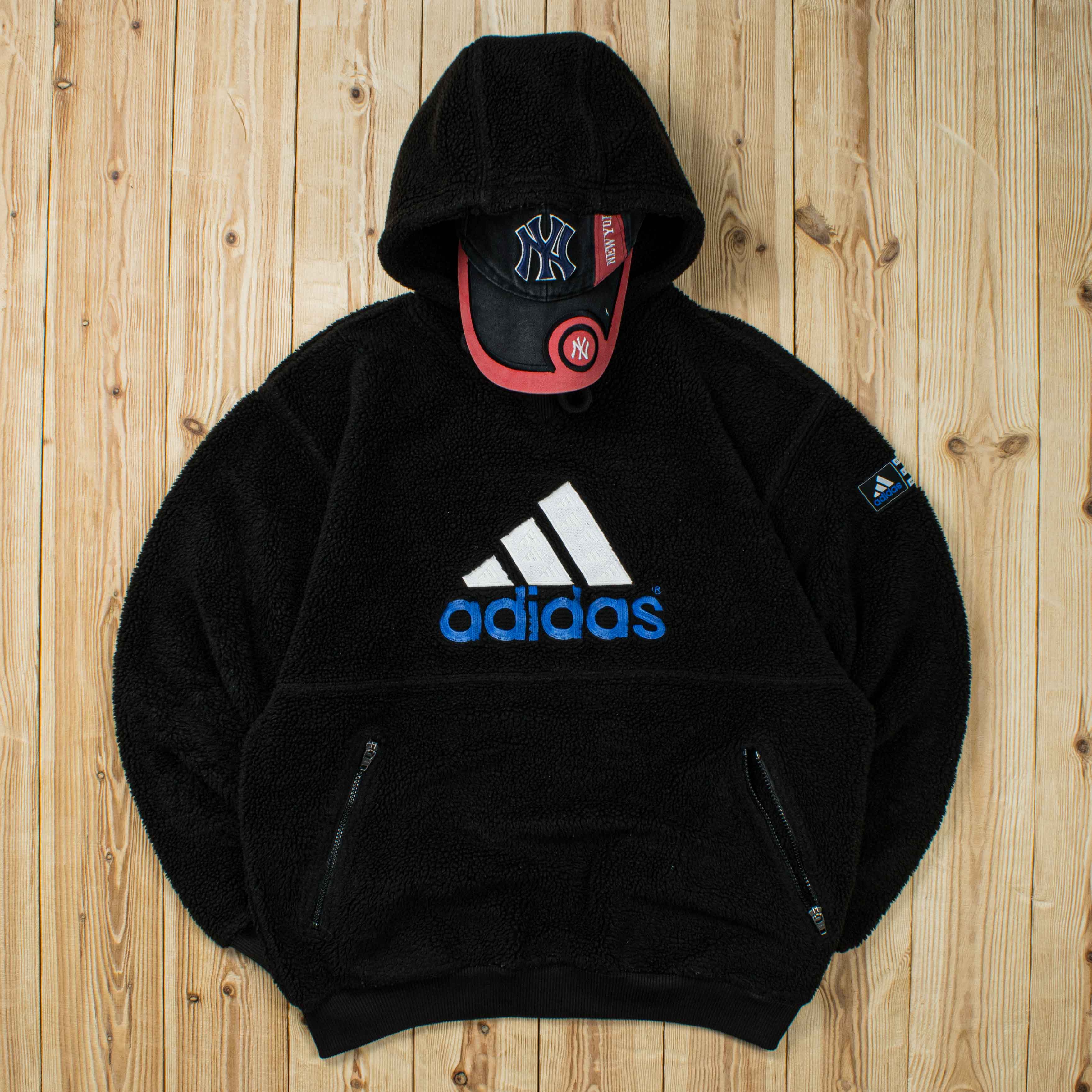 (M) Vintage Adidas Embroidered Sherpa Fleece Hoodie