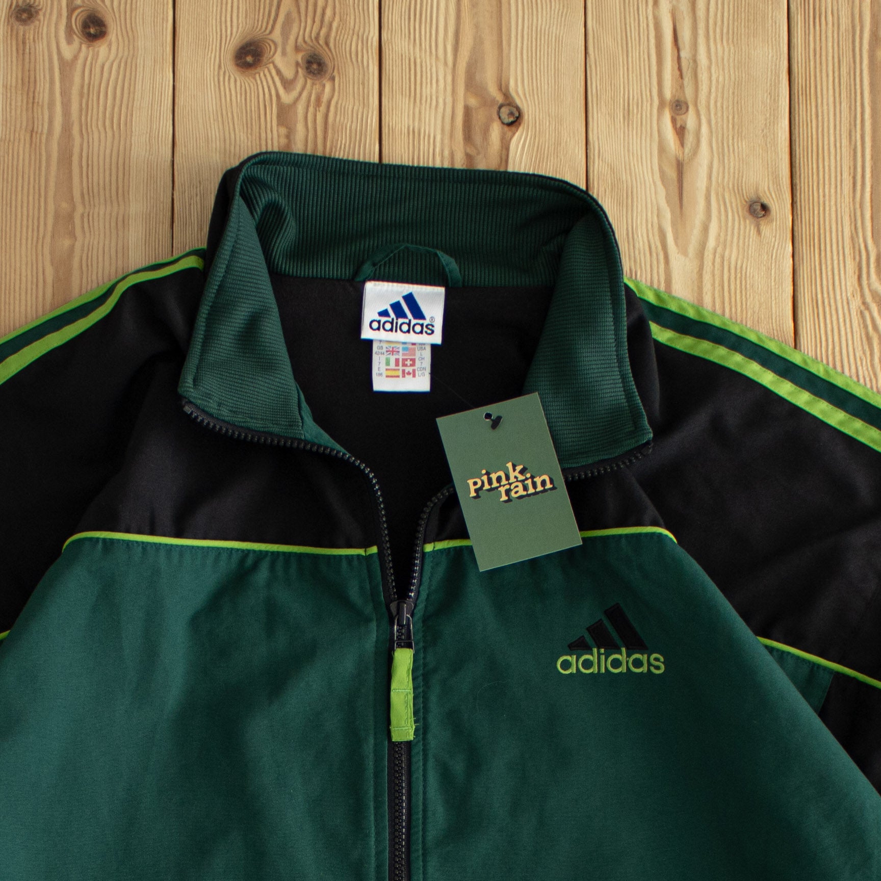 (L) Adidas Vintage Embroidered Jacket Black Green