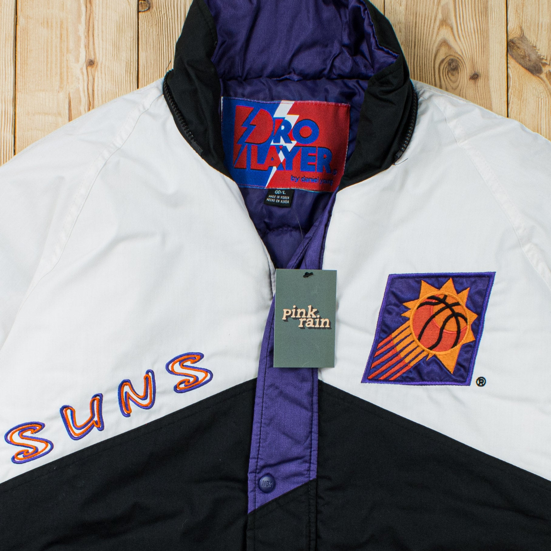 (L) Vintage Phoenix Suns Embroidered Puffer Jacket