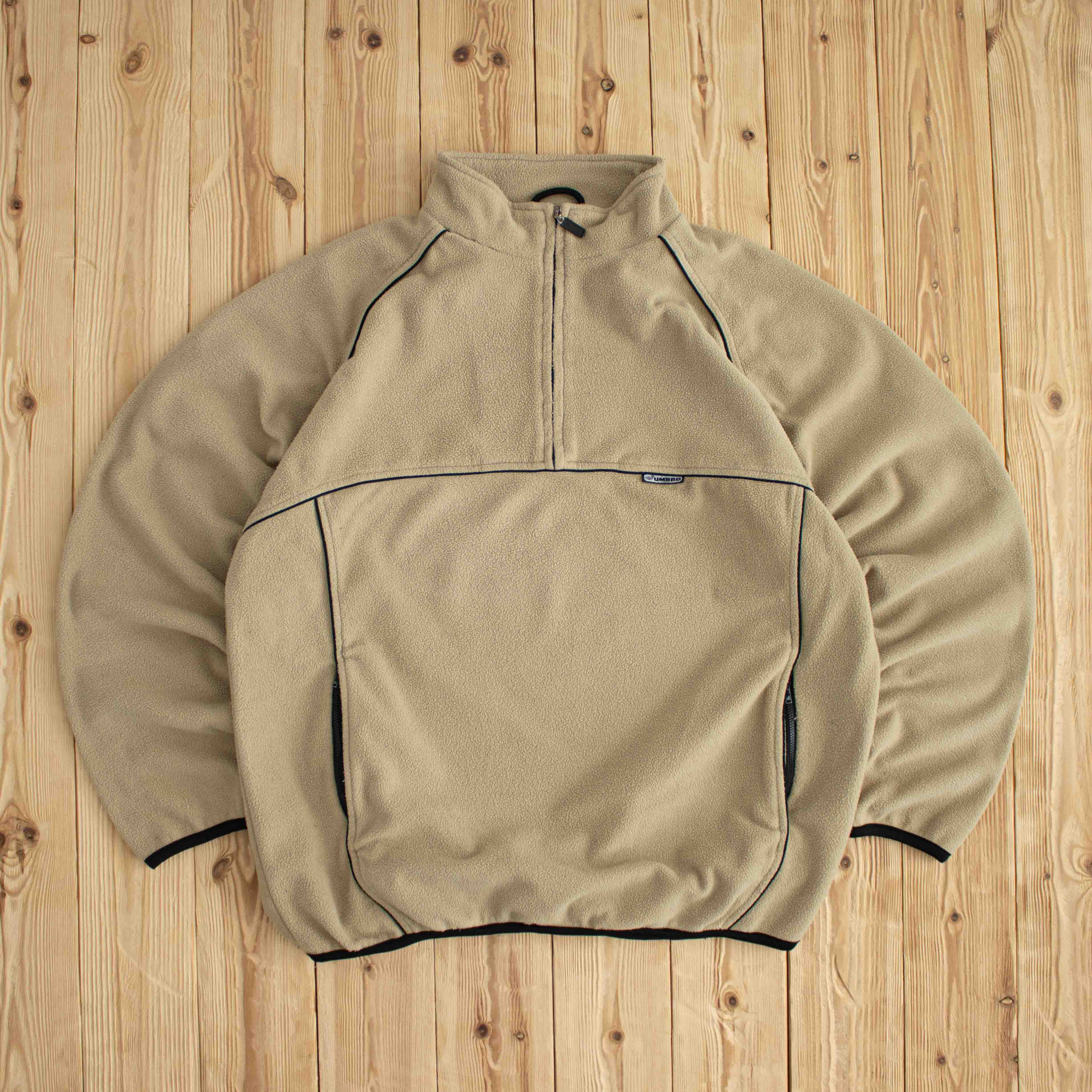 (L) Umbro Vintage Embroidered Fleece Quarter-Zip Beige