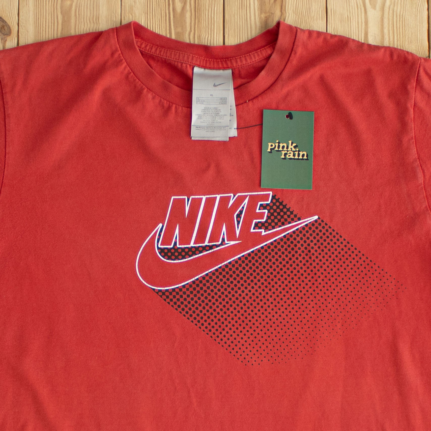 (L/XL) Nike Spell Out Vintage T-Shirt Red