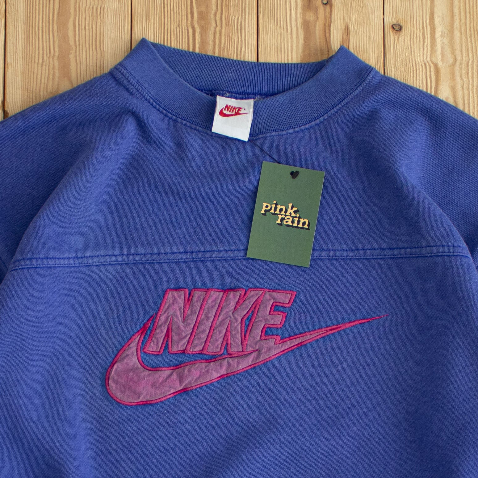 (S/M) Nike Spell Out Vintage Embroidered Sweatshirt Purple