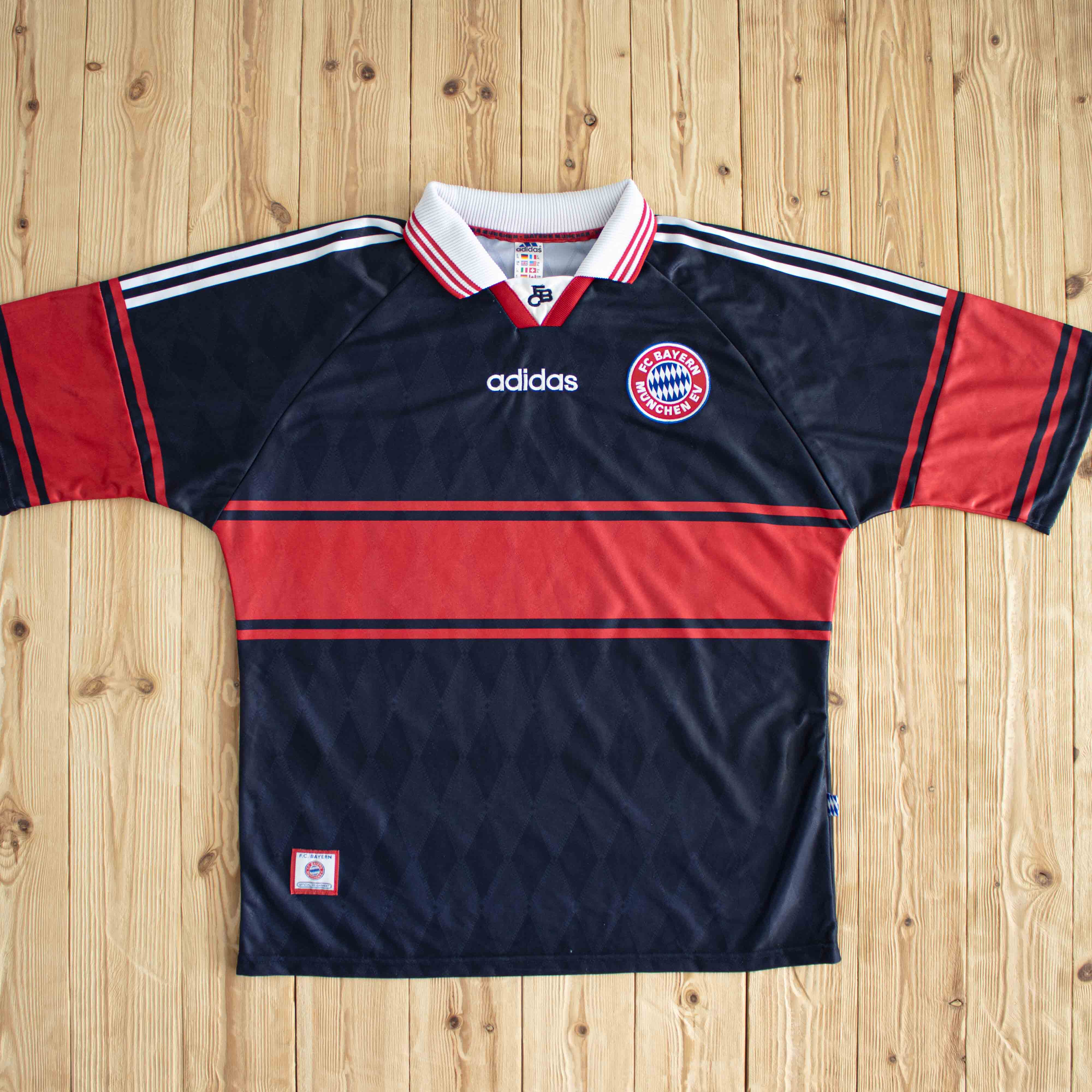 (XL) Adidas F.C. Bayern München Vintage Embroidered T-Shirt Black