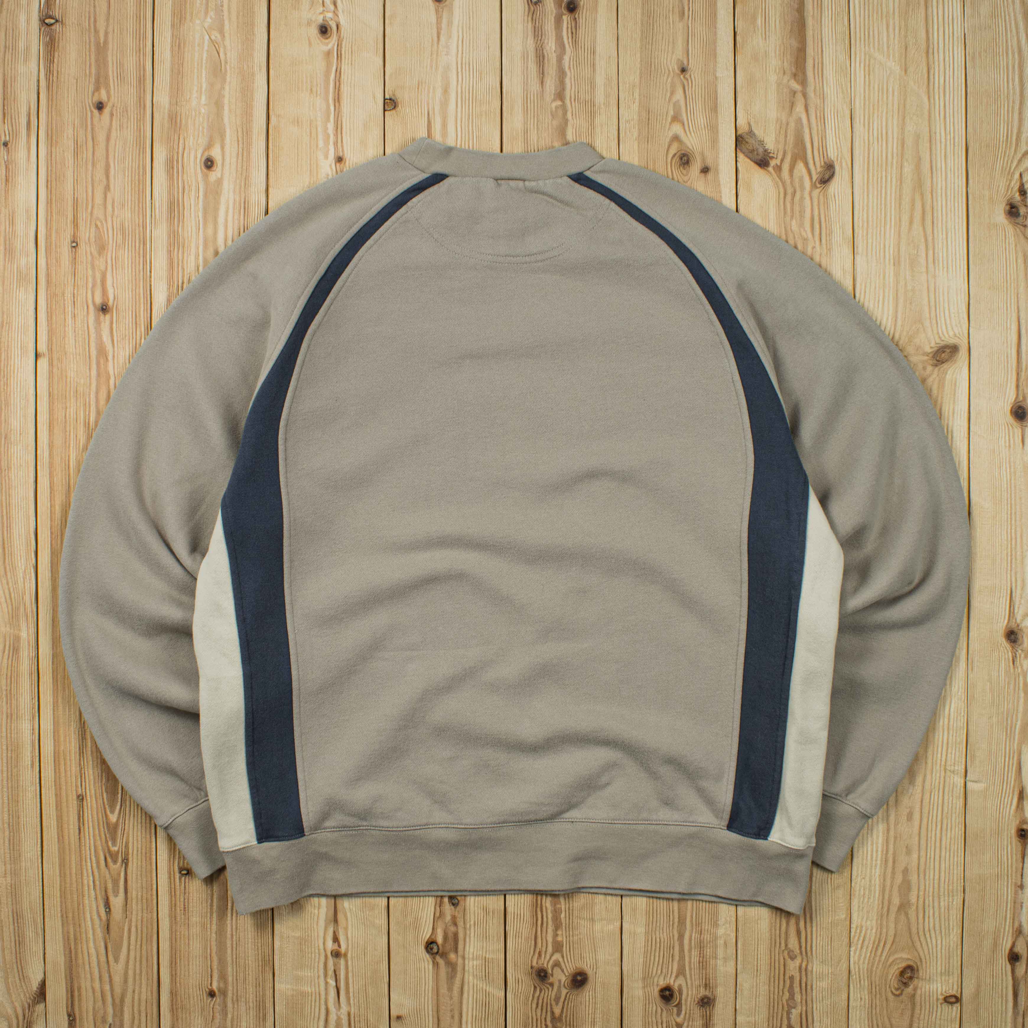 (L) Vintage Nike Spell Out Sweatshirt