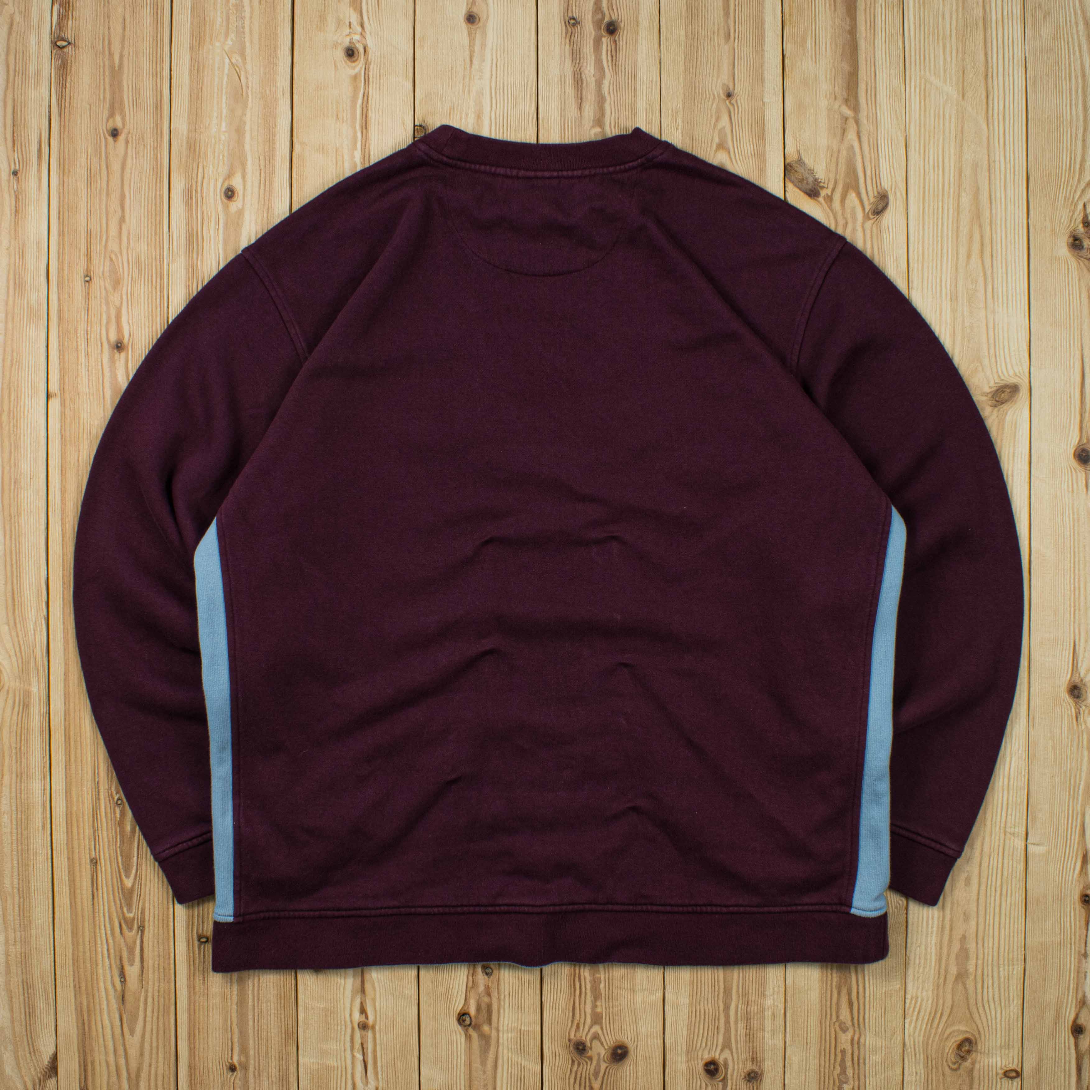 (L) Vintage Nike Spell Out Embroidered Sweatshirt