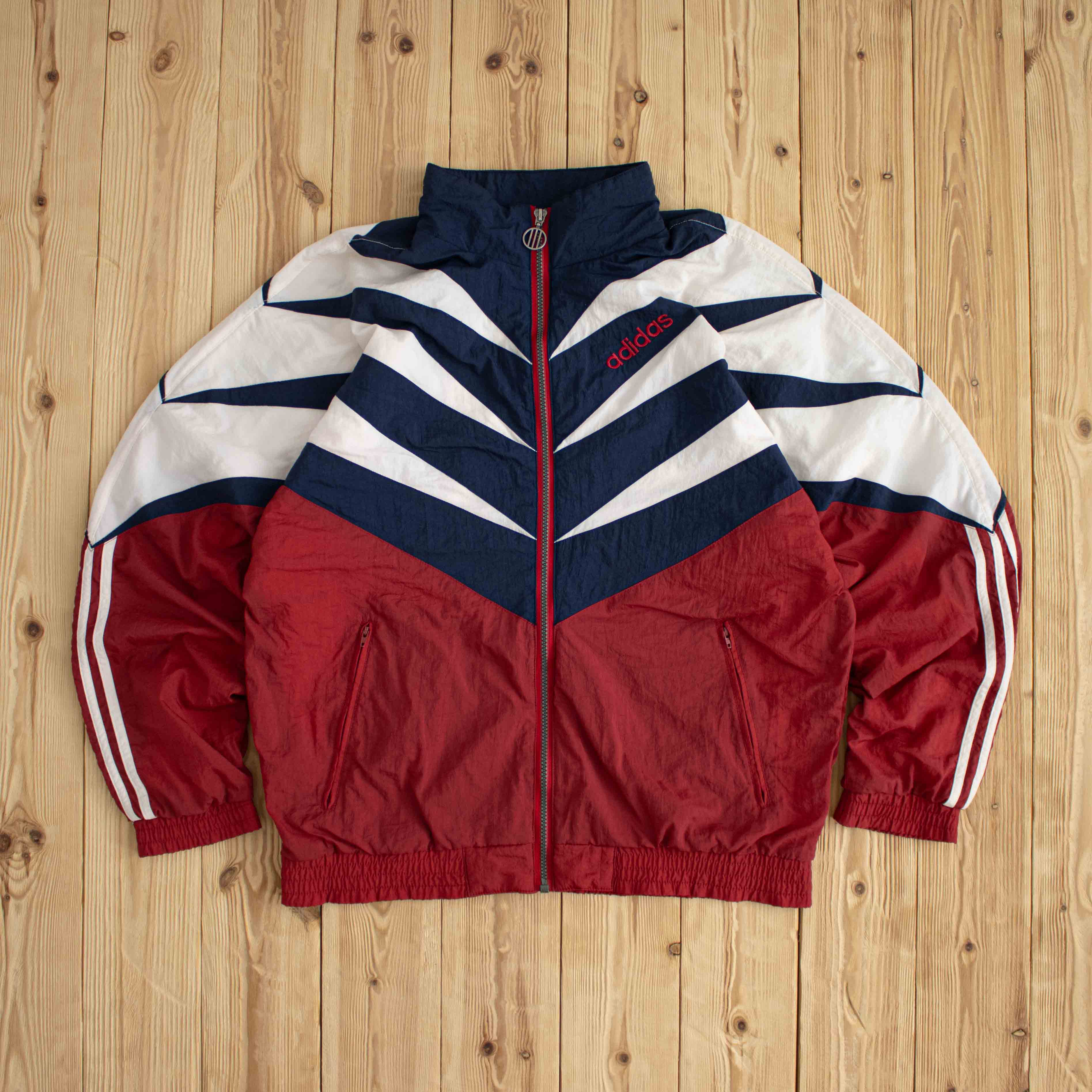 (M) Adidas Vintage Embroidered Jacket Red