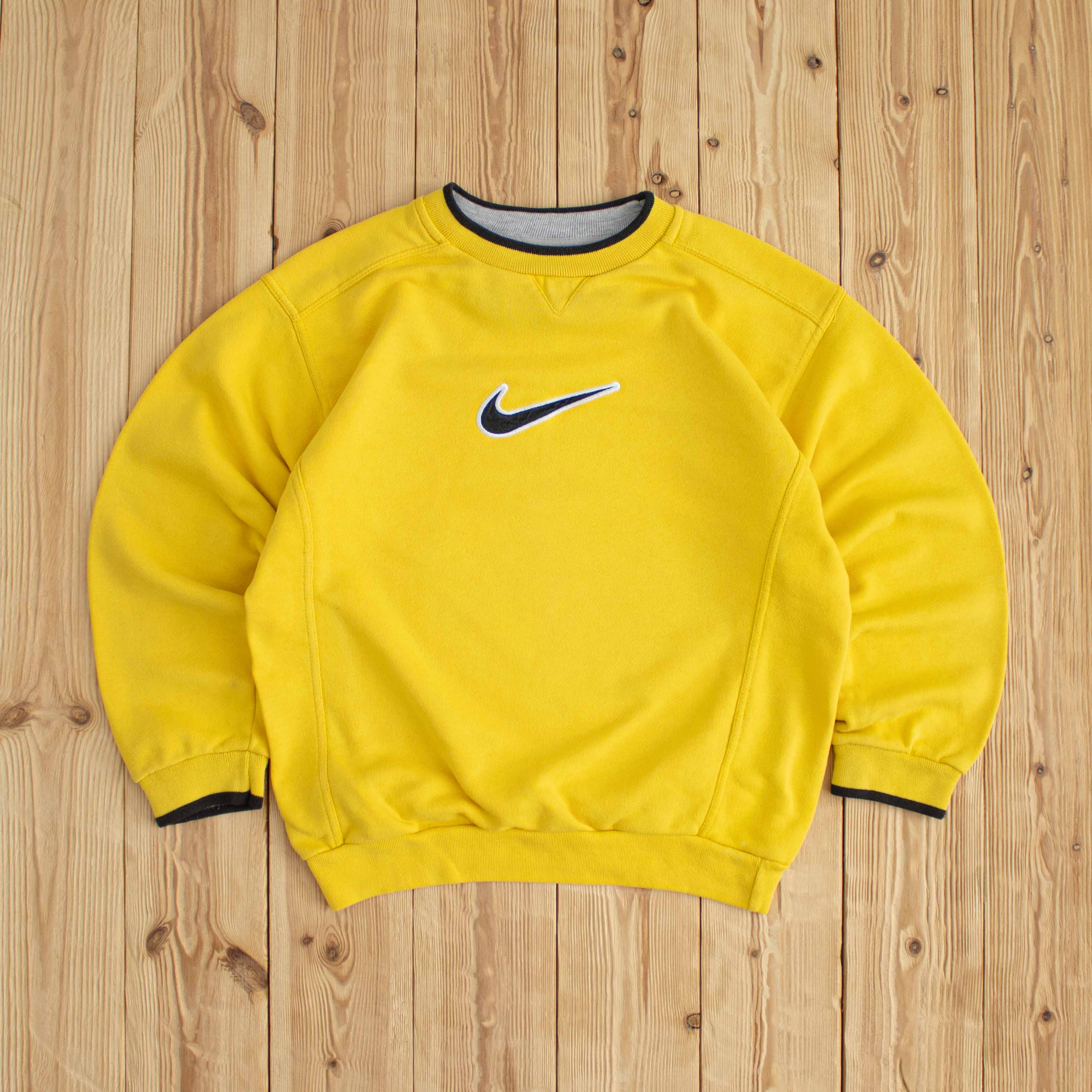 (XS) Nike Swoosh Vintage Embroidered Sweatshirt Yellow