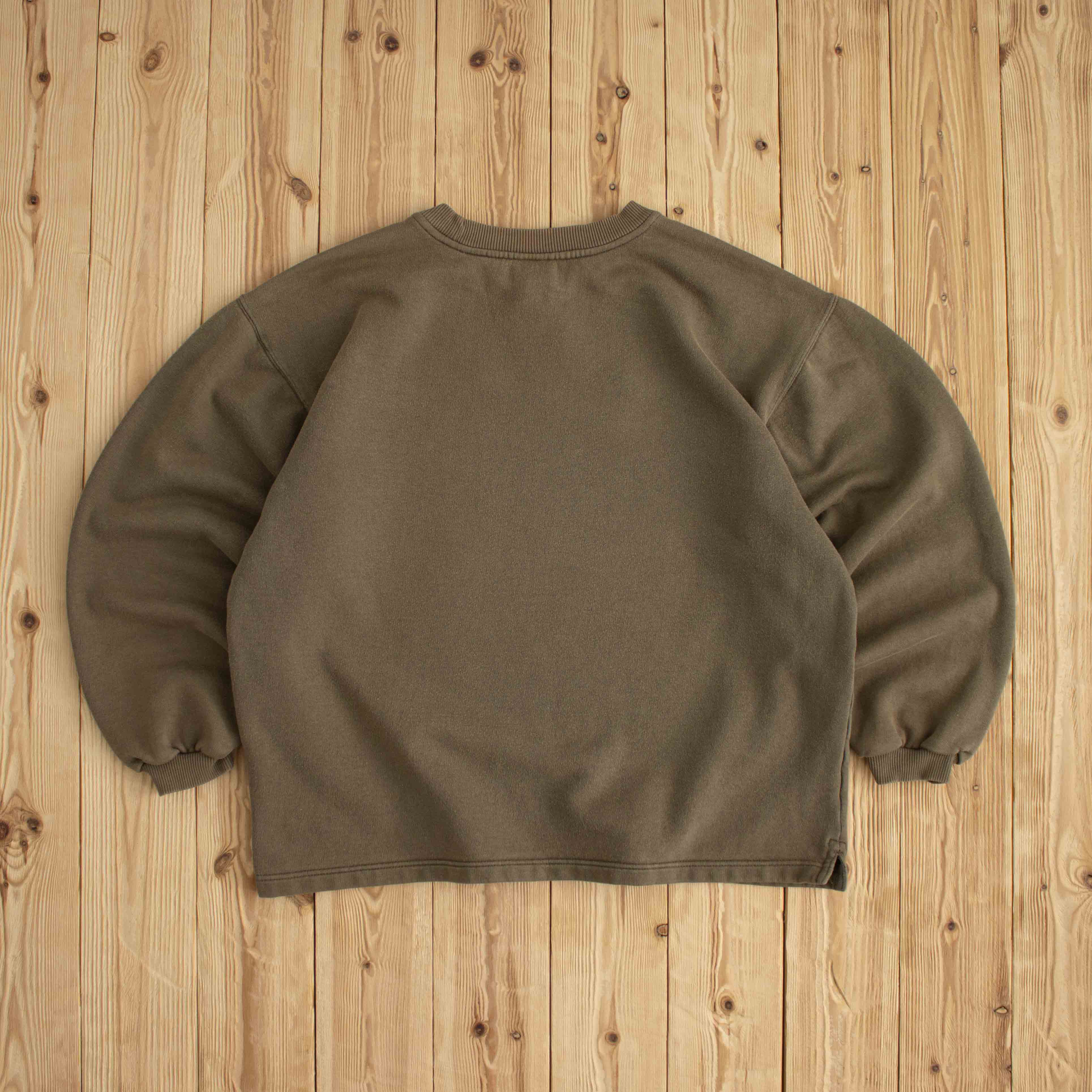 (M) Nike Swoosh Vintage Embroidered Sweatshirt Brown