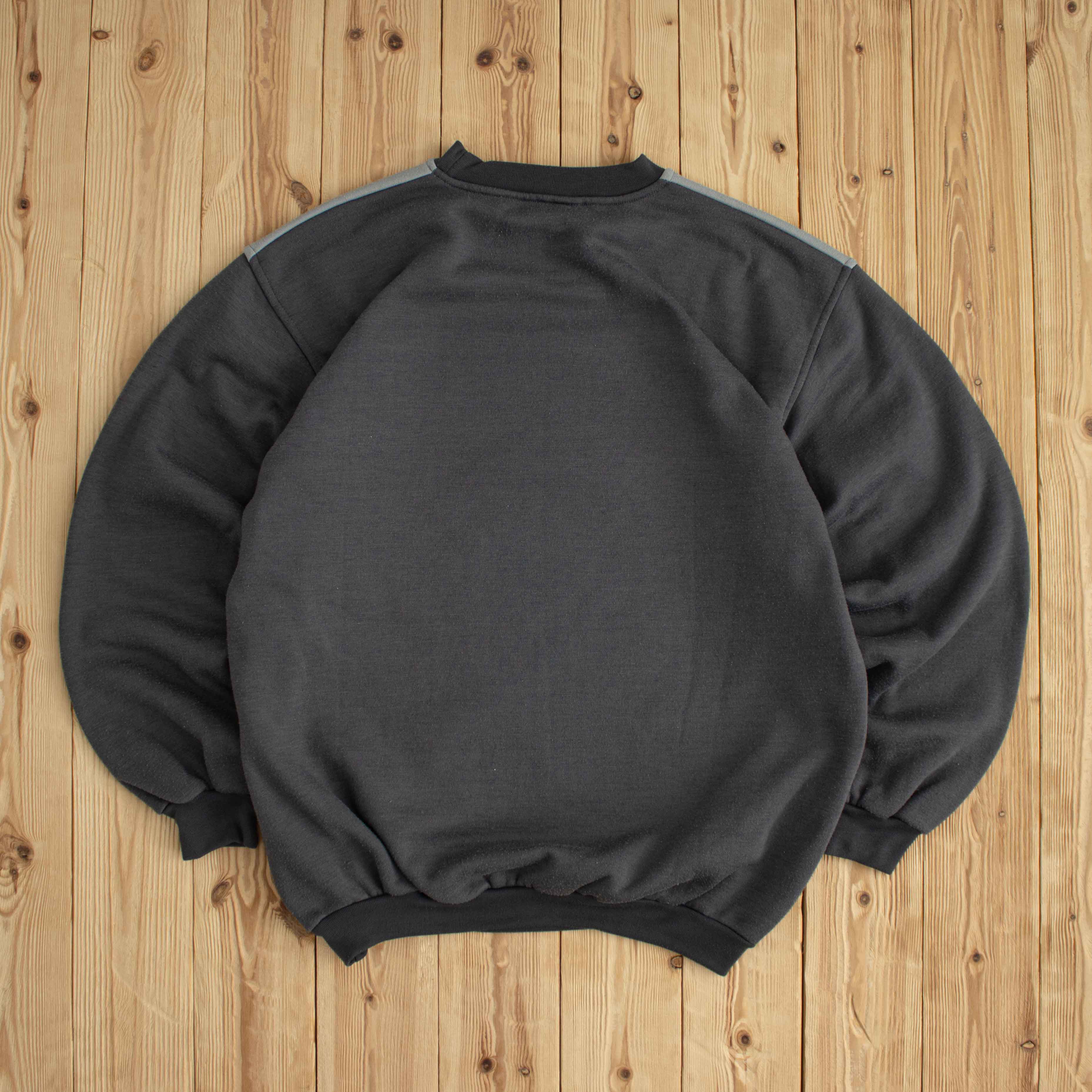 (XL) Adidas Vintage Embroidered Sweatshirt Gray