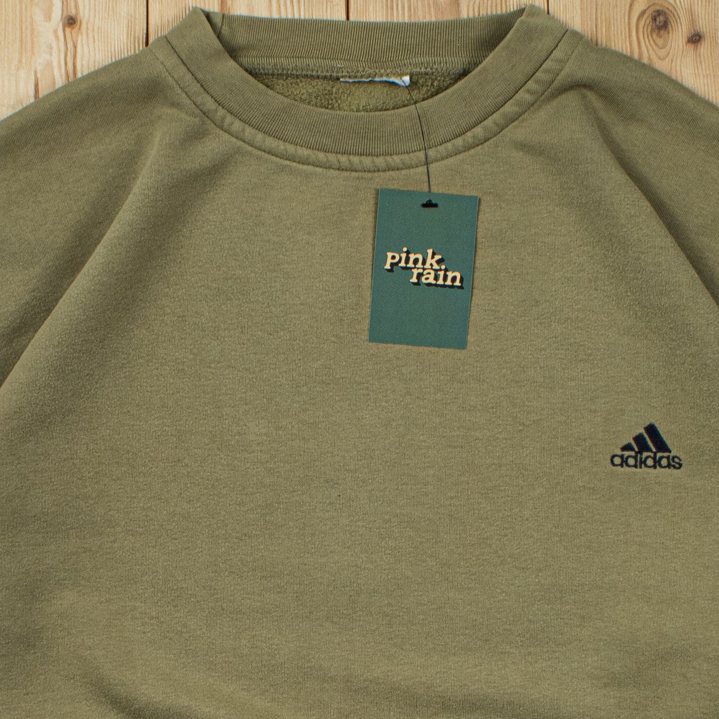 (L) Vintage Adidas Essential Embroidered Sweatshirt