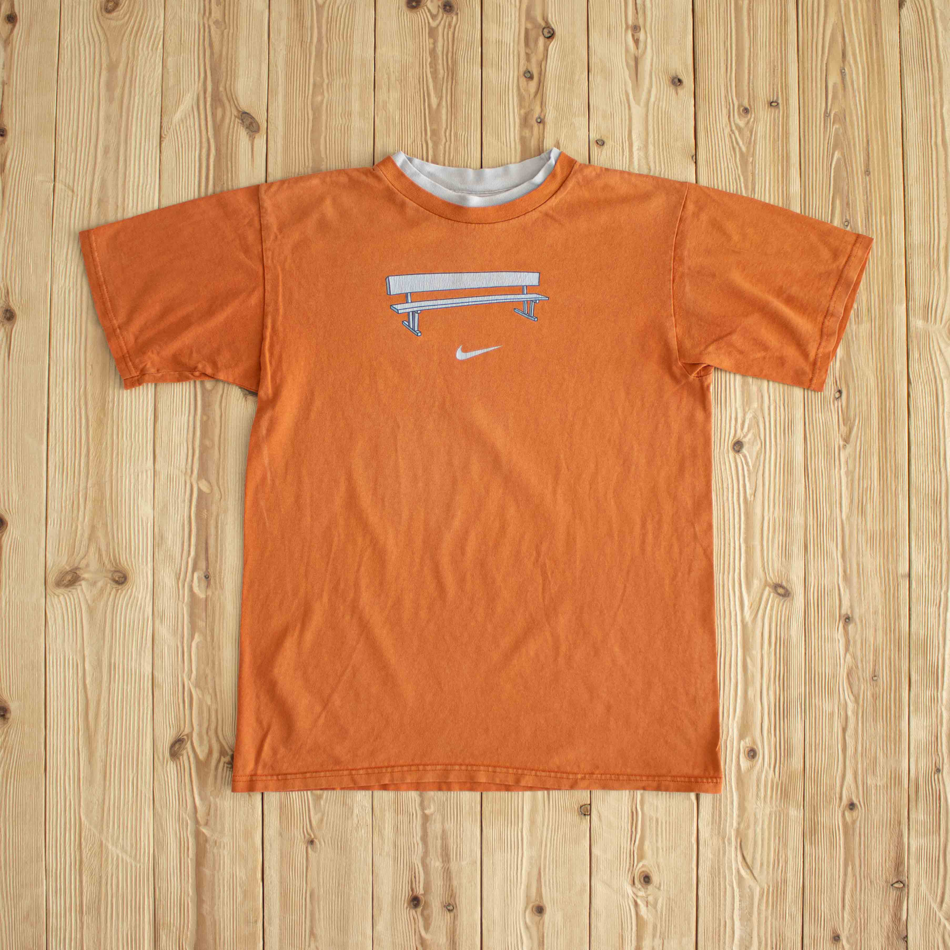 (S) Nike 'Sit Down And Learn From The Master' Vintage T-Shirt Orange