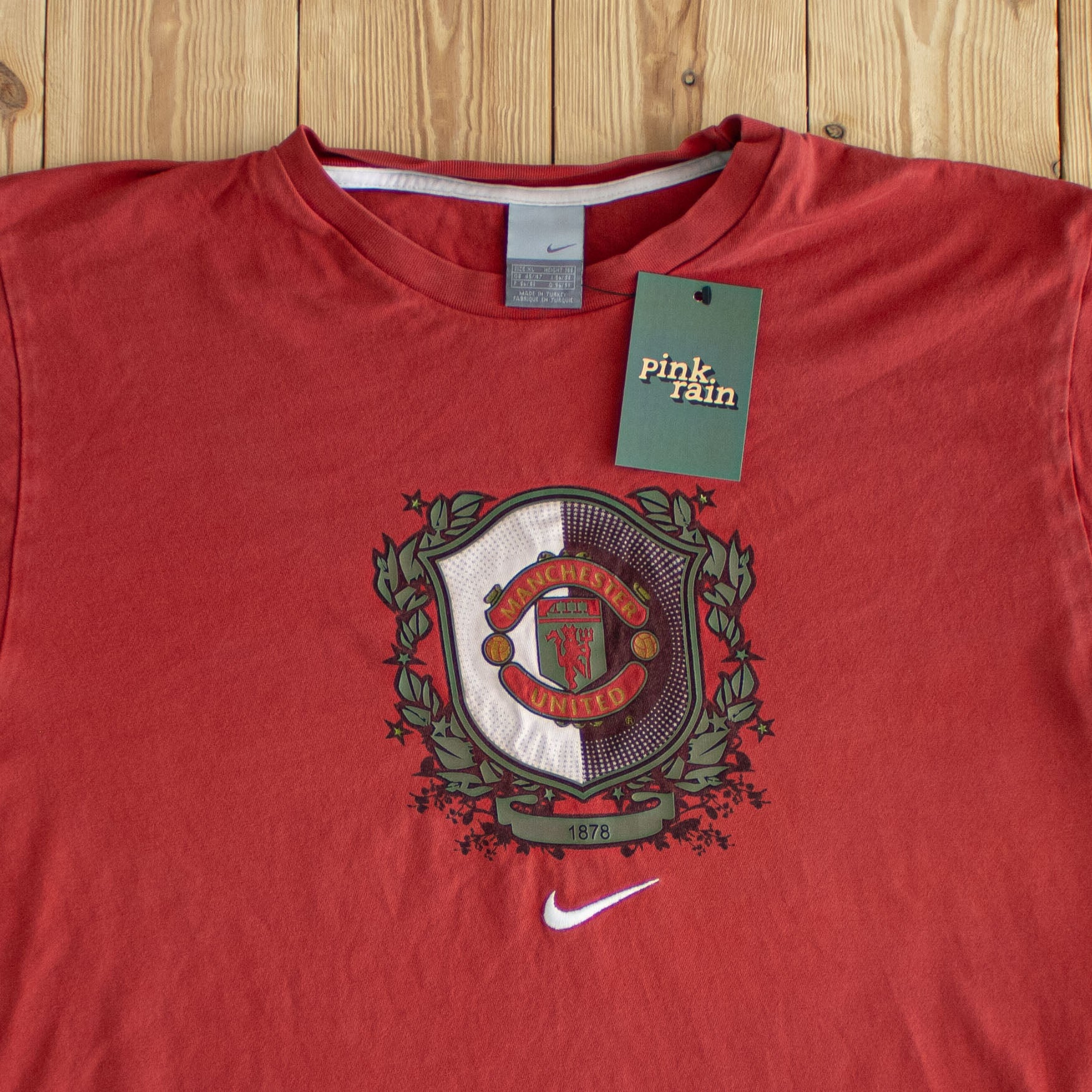 (L/XL) Nike Manchester United Vintage Embroidered T-Shirt Red