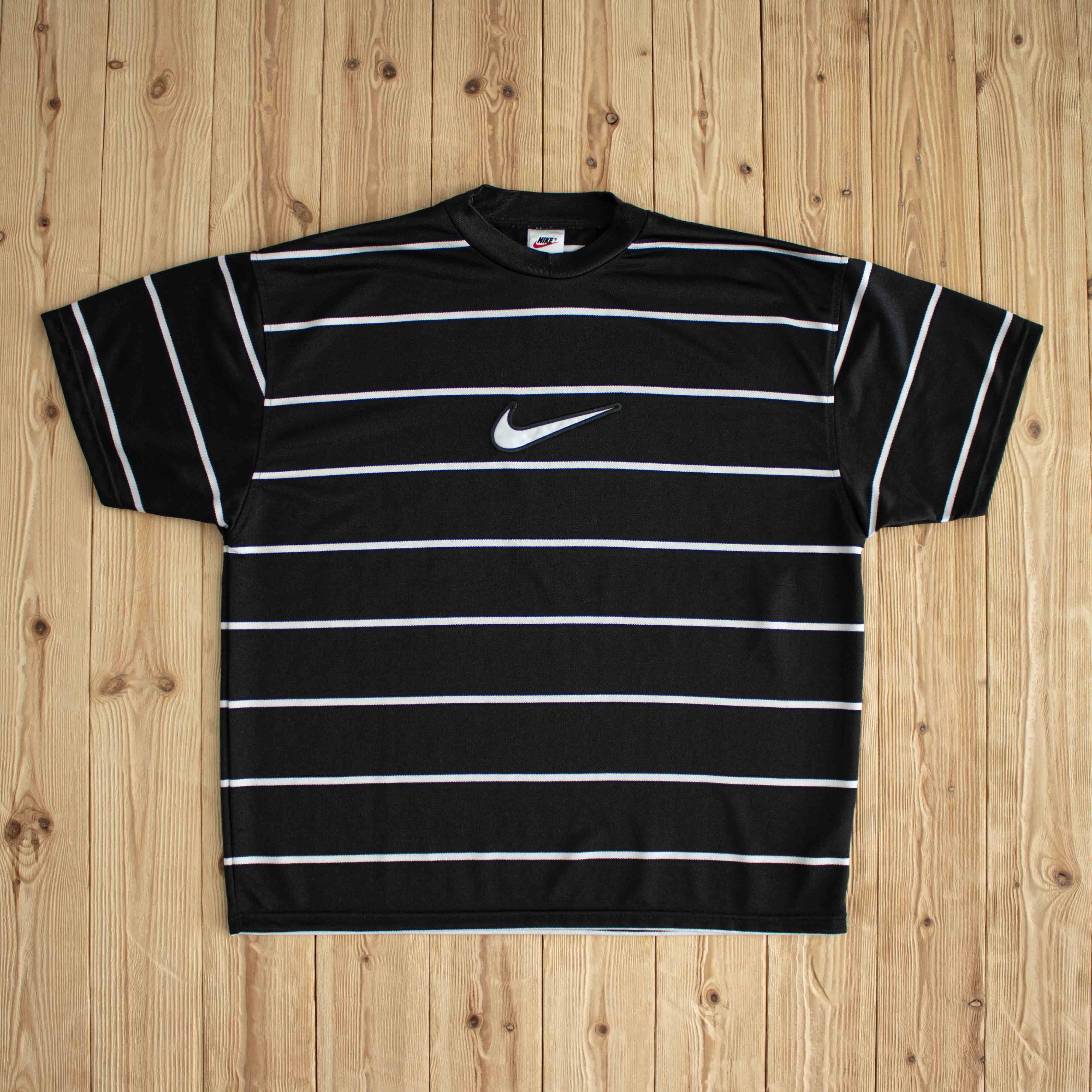 (XL) Nike Swoosh Vintage Embroidered T-Shirt Black White