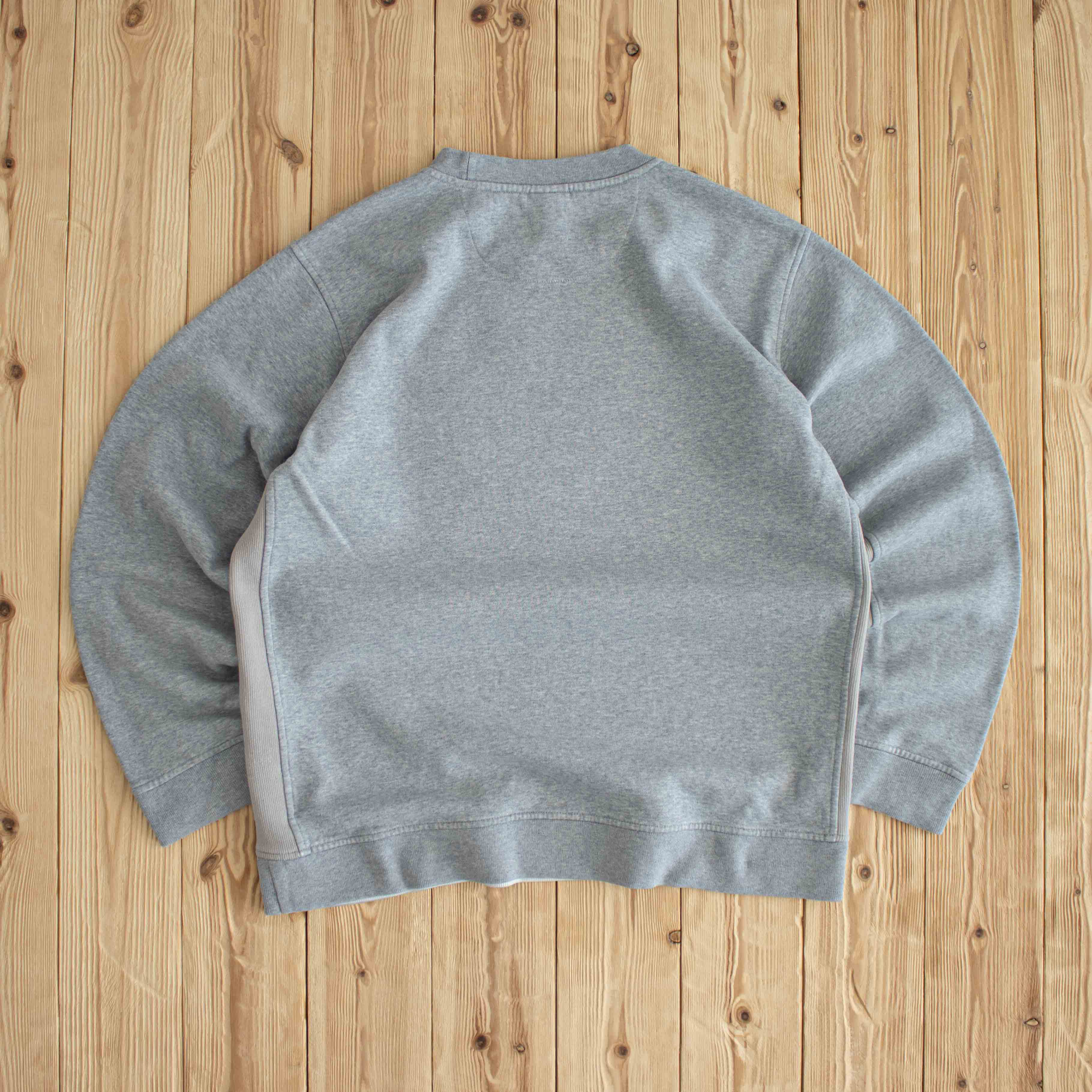 (M/L) Nike Spell Out Vintage Embroidered Sweatshirt Gray
