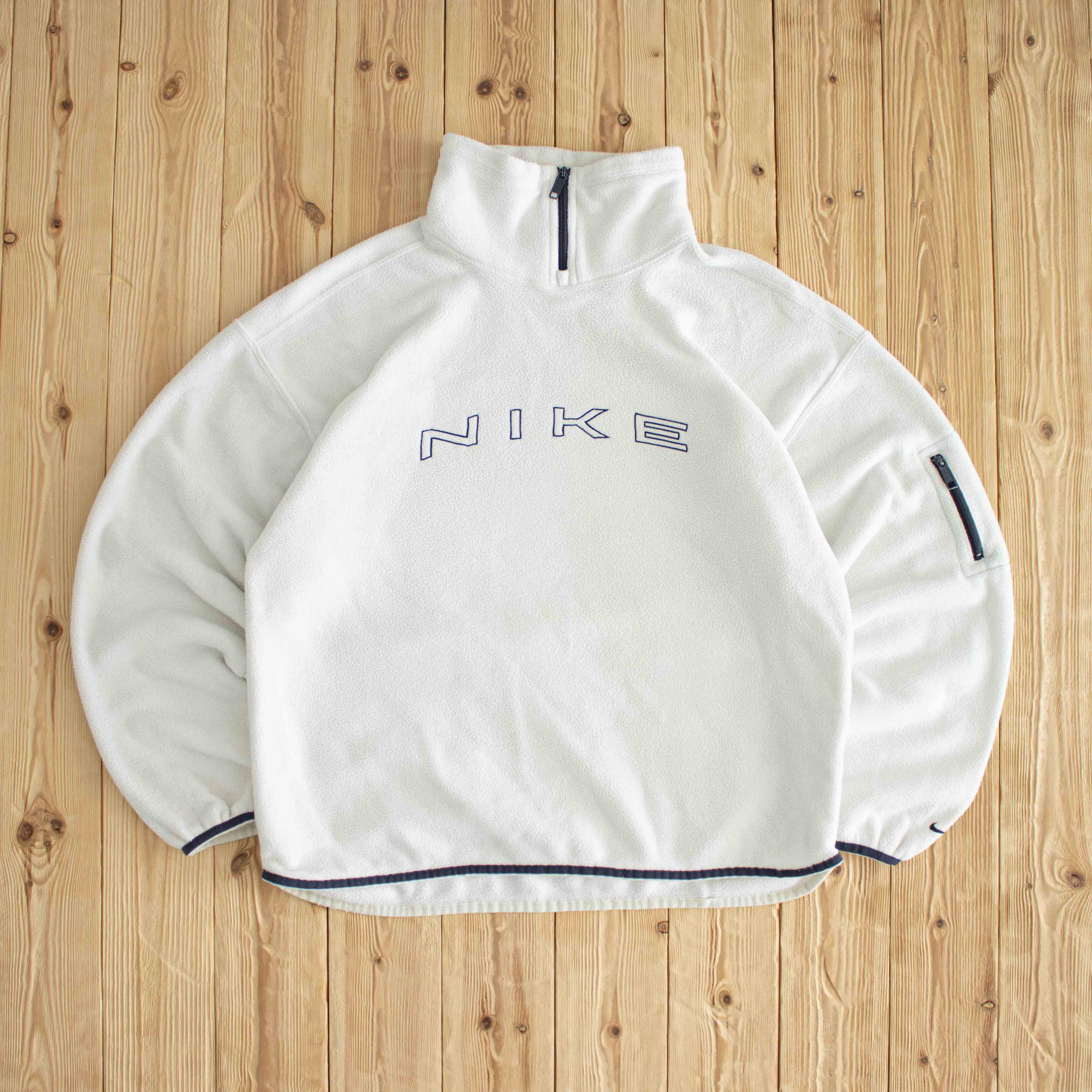 (L) Nike Spell Out Vintage Embroidered Fleece Quarter-Zip White