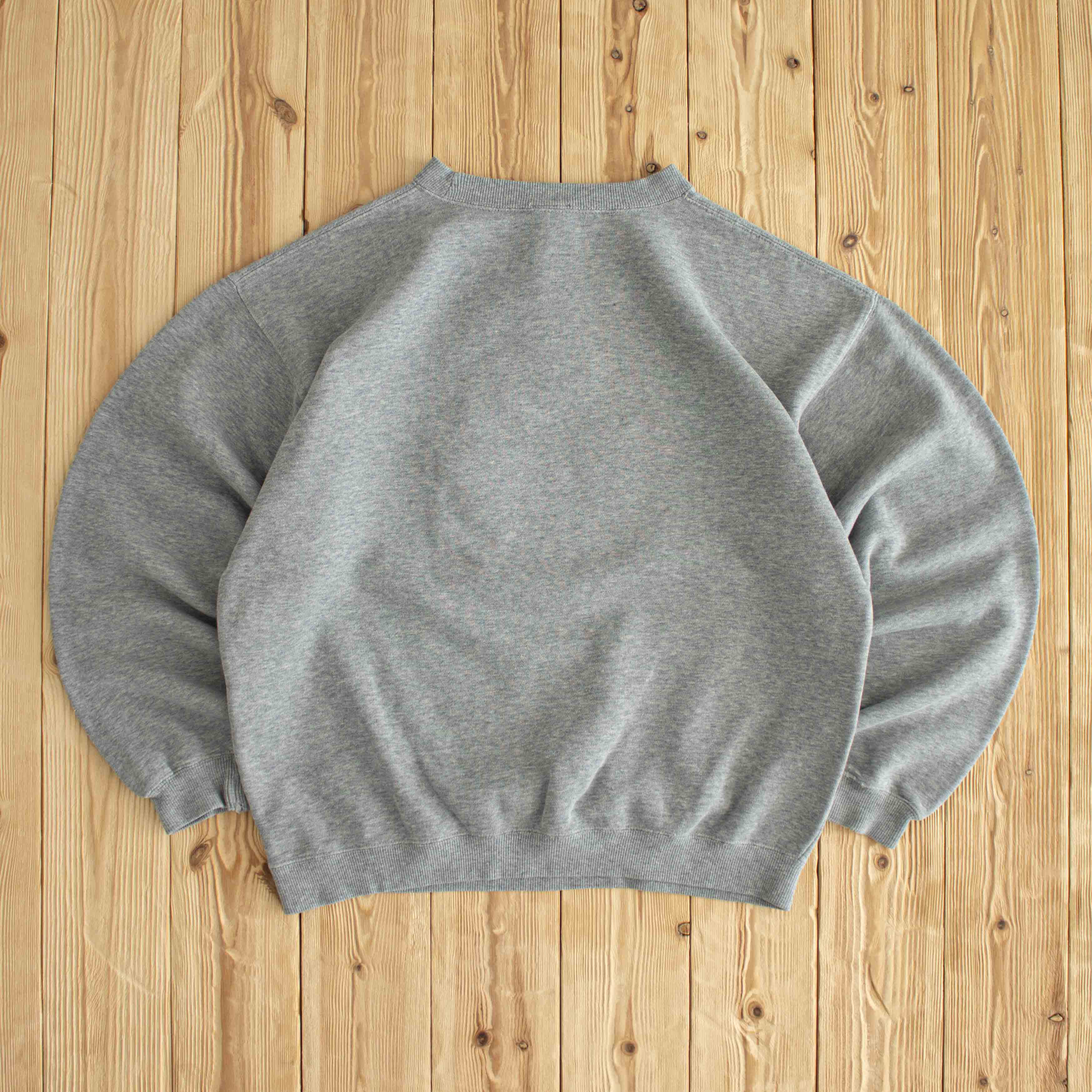 (M) Looney Tunes New York Vintage Embroidered Sweatshirt Gray