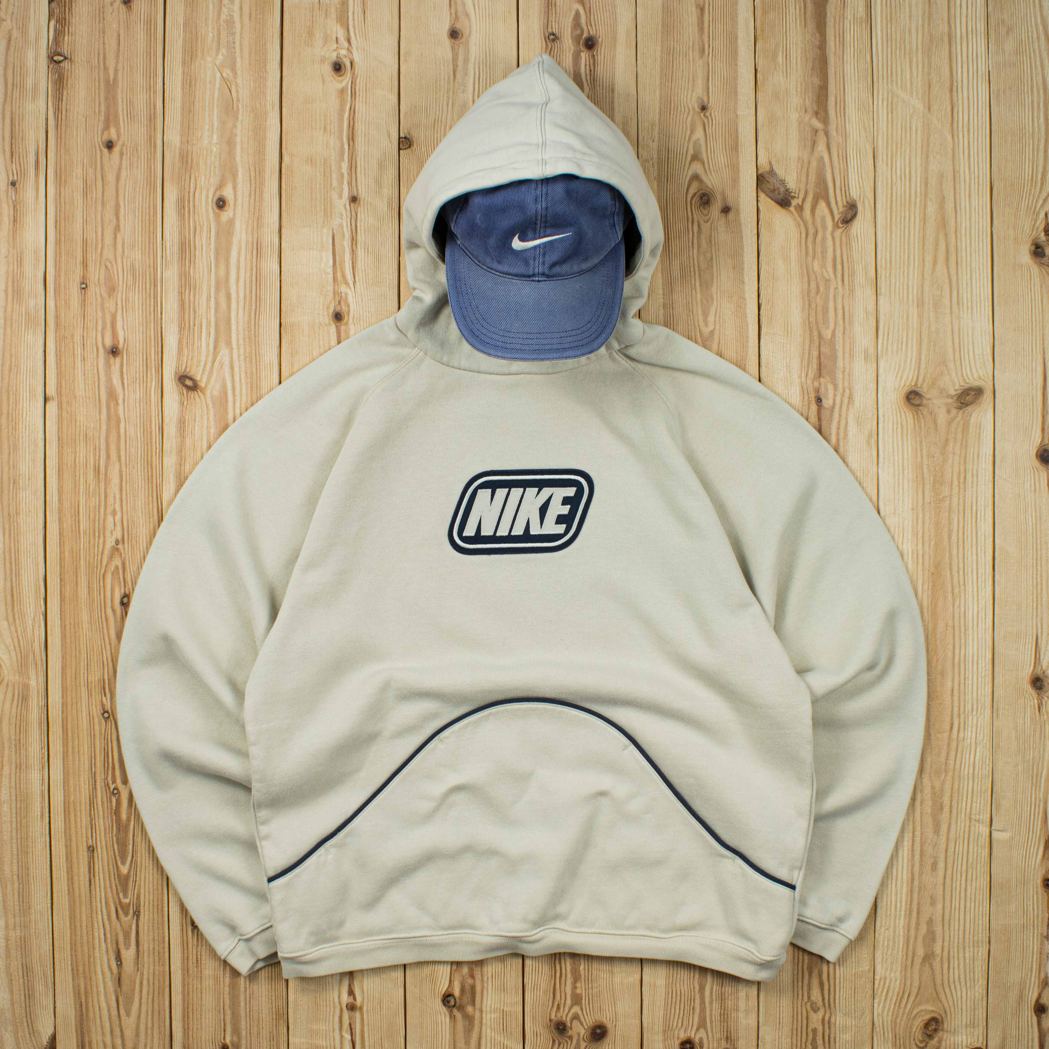 (S) Vintage Nike Spell Out Embroidered Hoodie