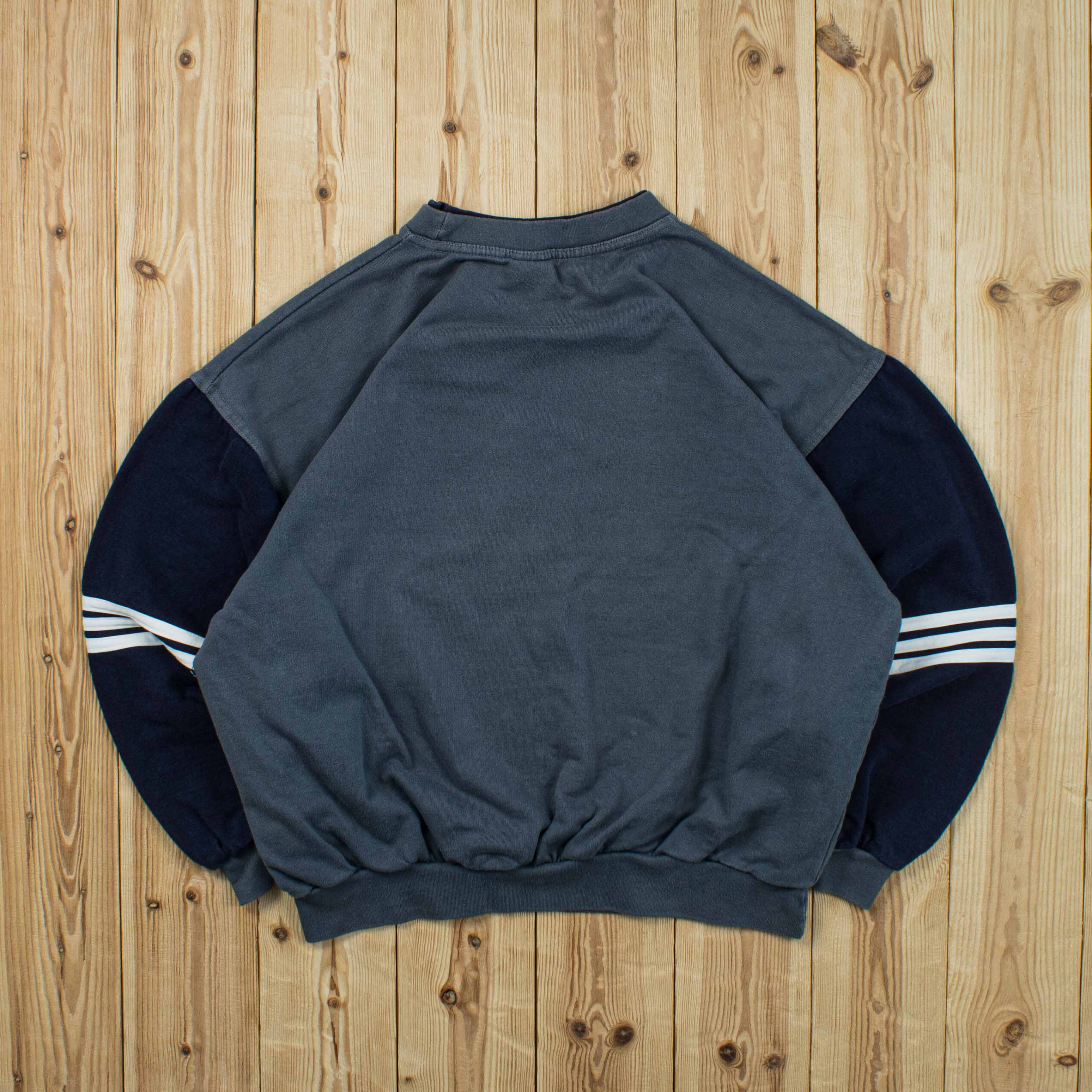 (S) Vintage Adidas Embroidered Sweatshirt