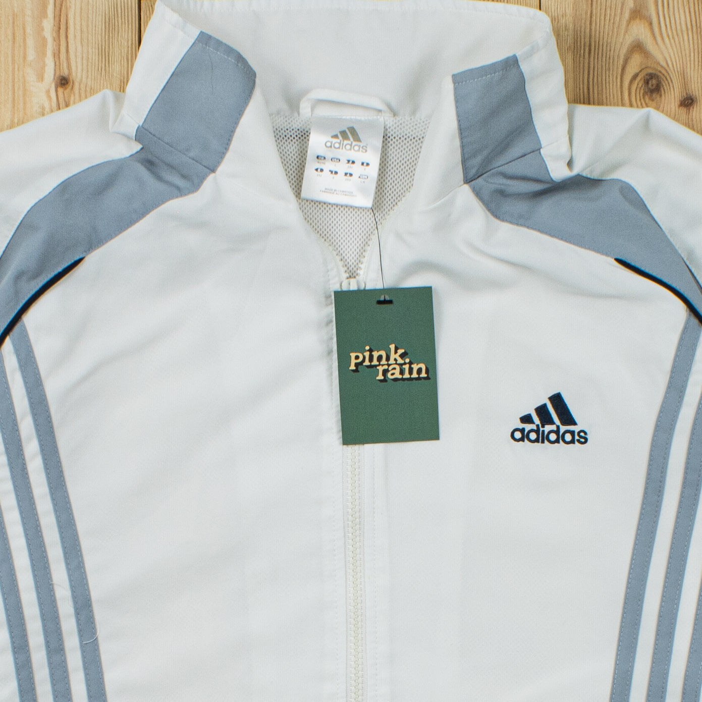 (L) Vintage Adidas Embroidered Jacket