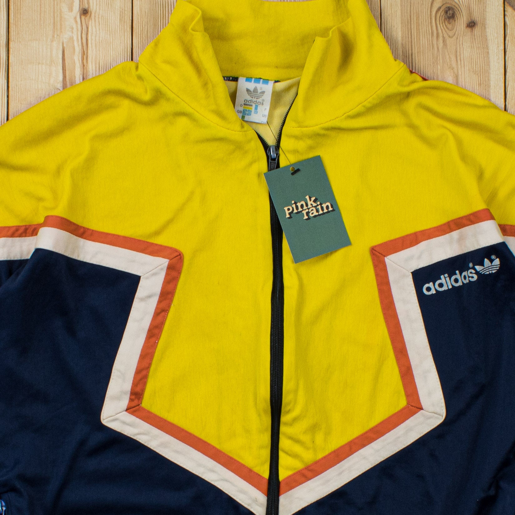 (L) Vintage Adidas Full-Zip Sweatshirt