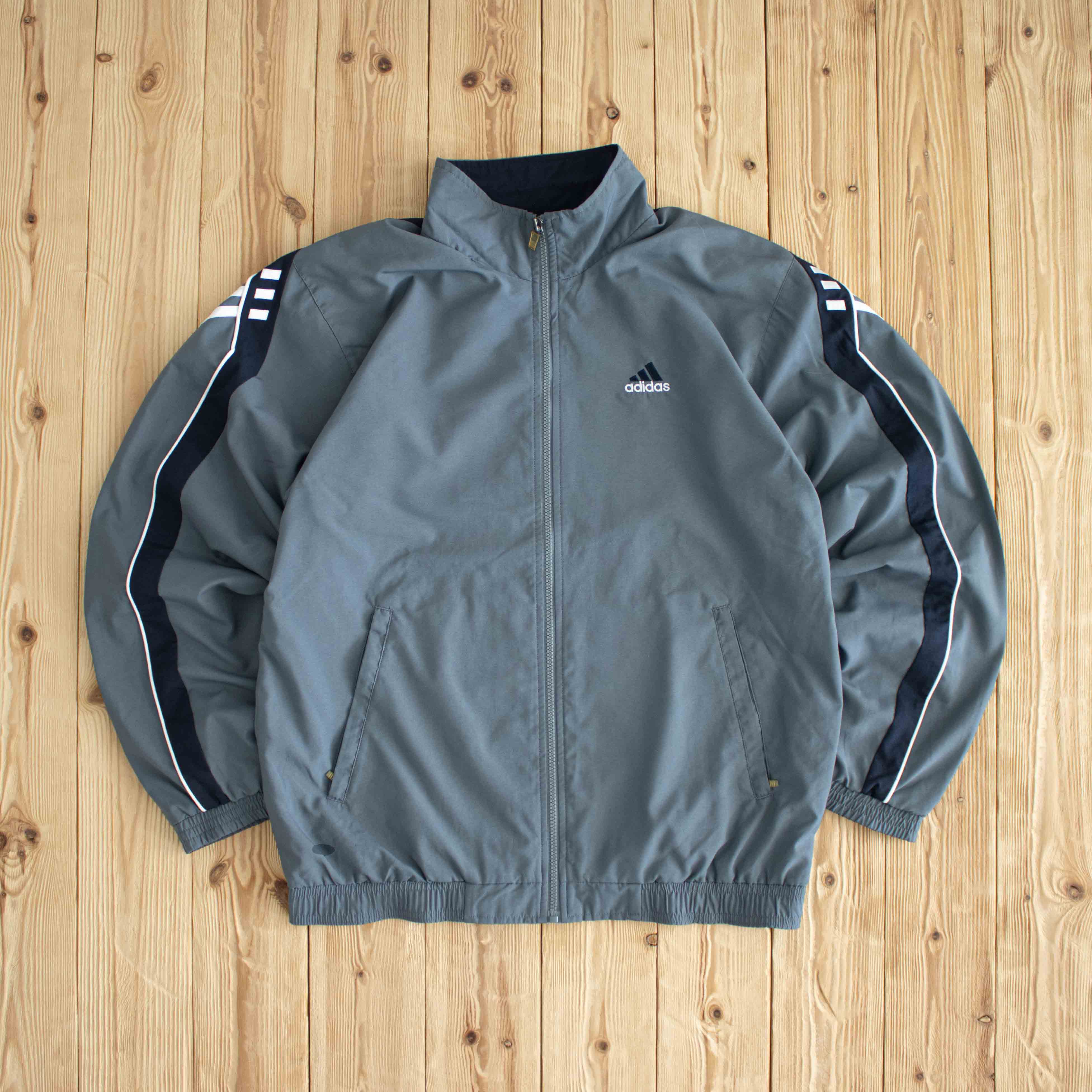(L) Adidas Vintage Embroidered Jacket Gray
