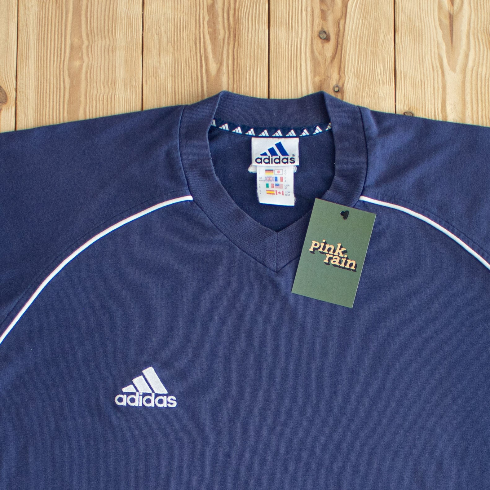 (M/L) Adidas Vintage Essential Embroidered T-Shirt Blue
