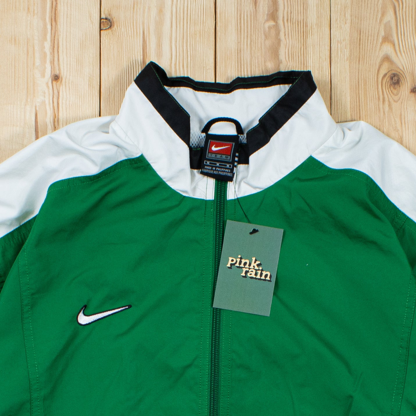 (M) Vintage Nike Essential Embroidered Jacket