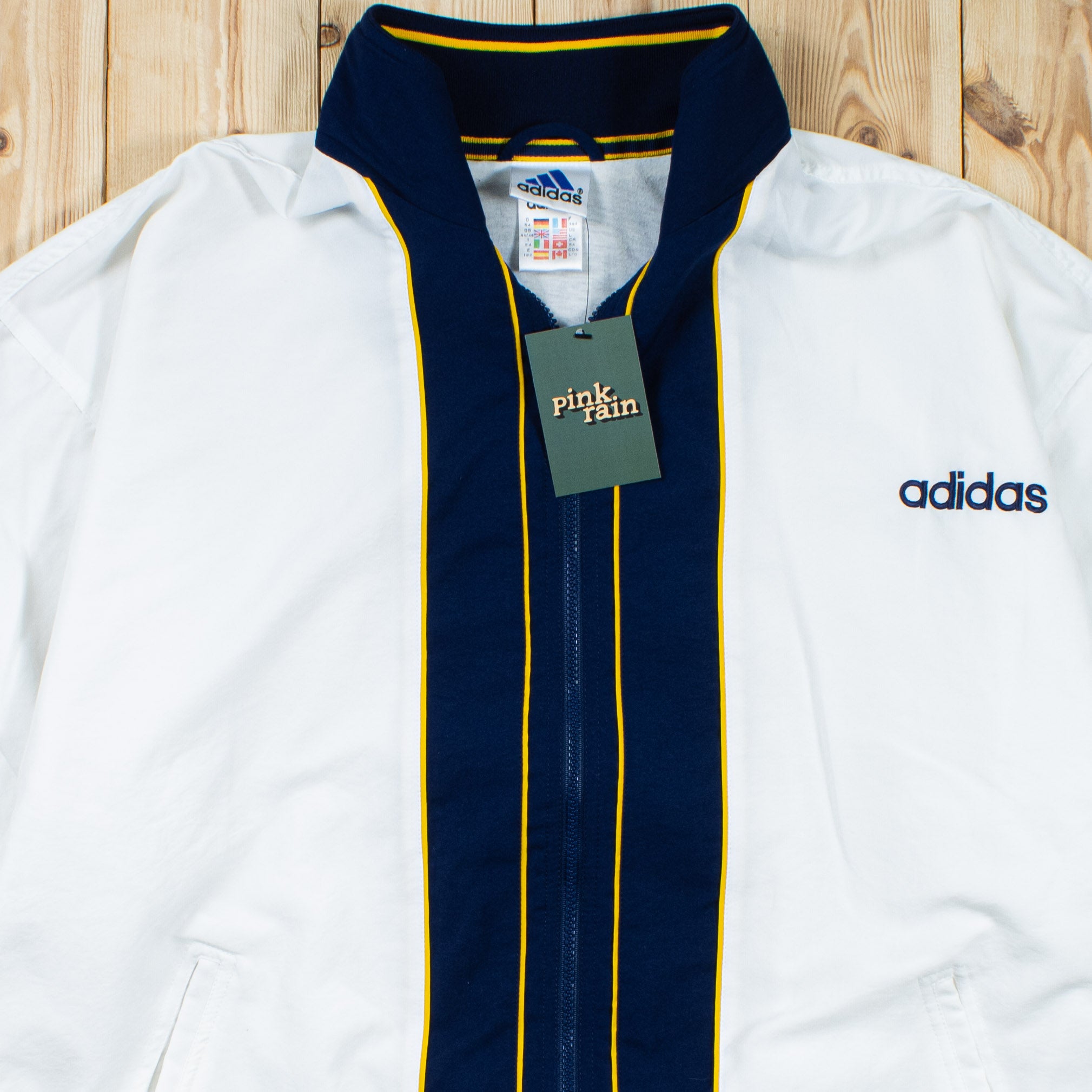 (L) Vintage Adidas Essential Embroidered Jacket