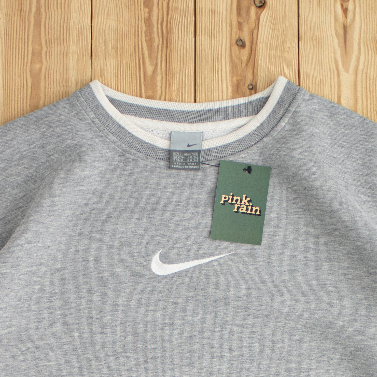(L) Nike Swoosh Vintage Embroidered Sweatshirt Gray