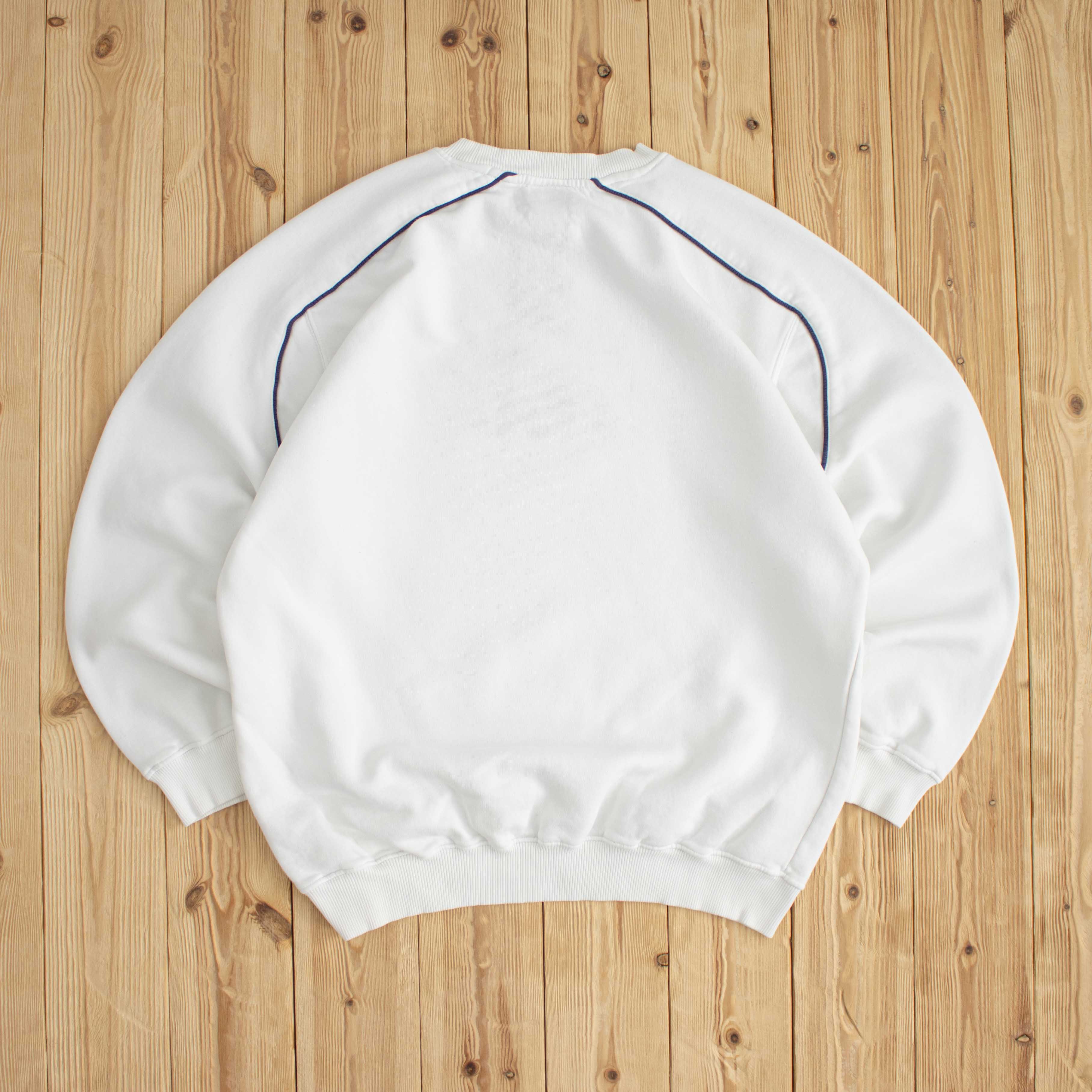 (L) Adidas Logo Vintage Embroidered Sweatshirt White