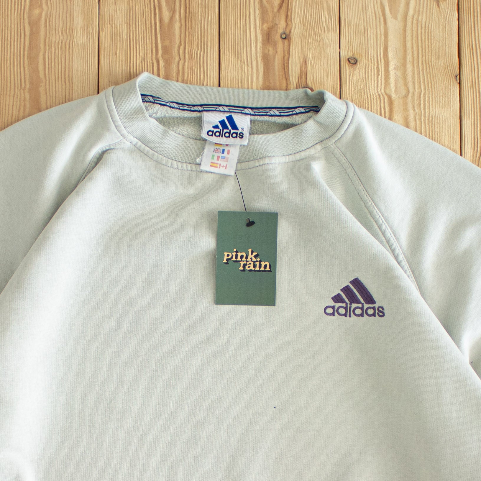 (L) Adidas Vintage Essential Embroidered Sweatshirt Beige