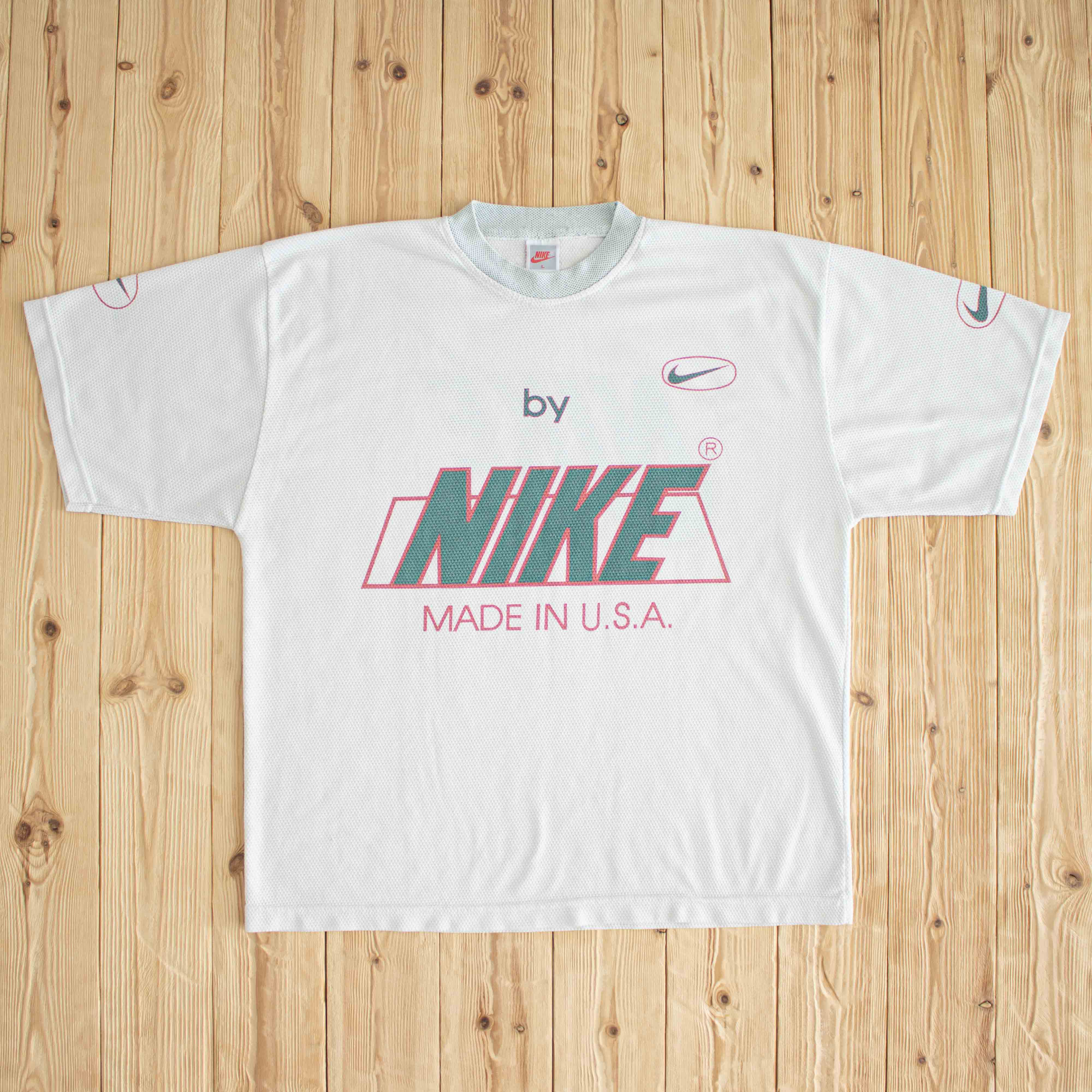 (L) Nike 'Made in USA' Vintage T-Shirt White