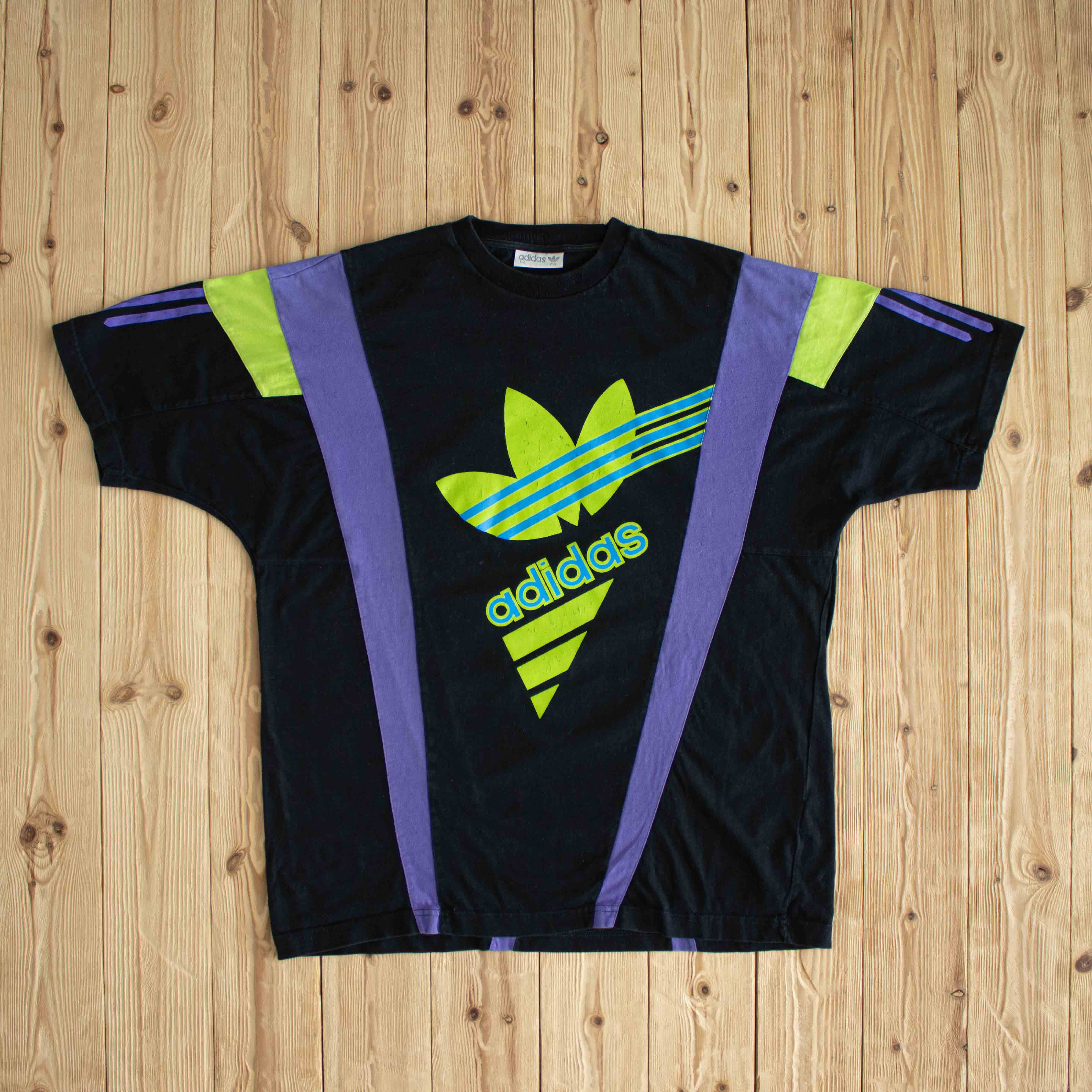 (L) Adidas Vintage T-Shirt Black