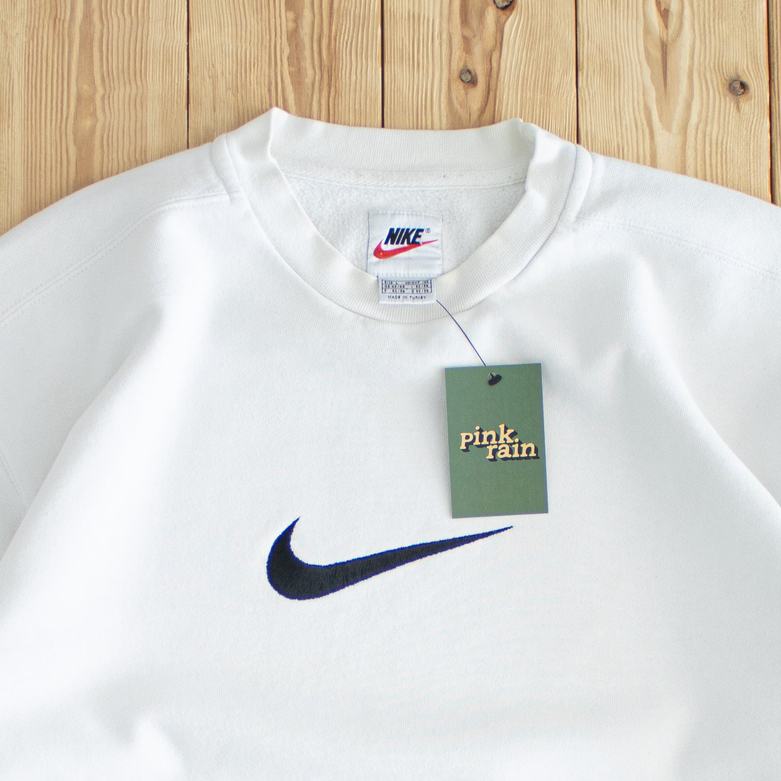 (L) Nike Swoosh Vintage Embroidered Sweatshirt White