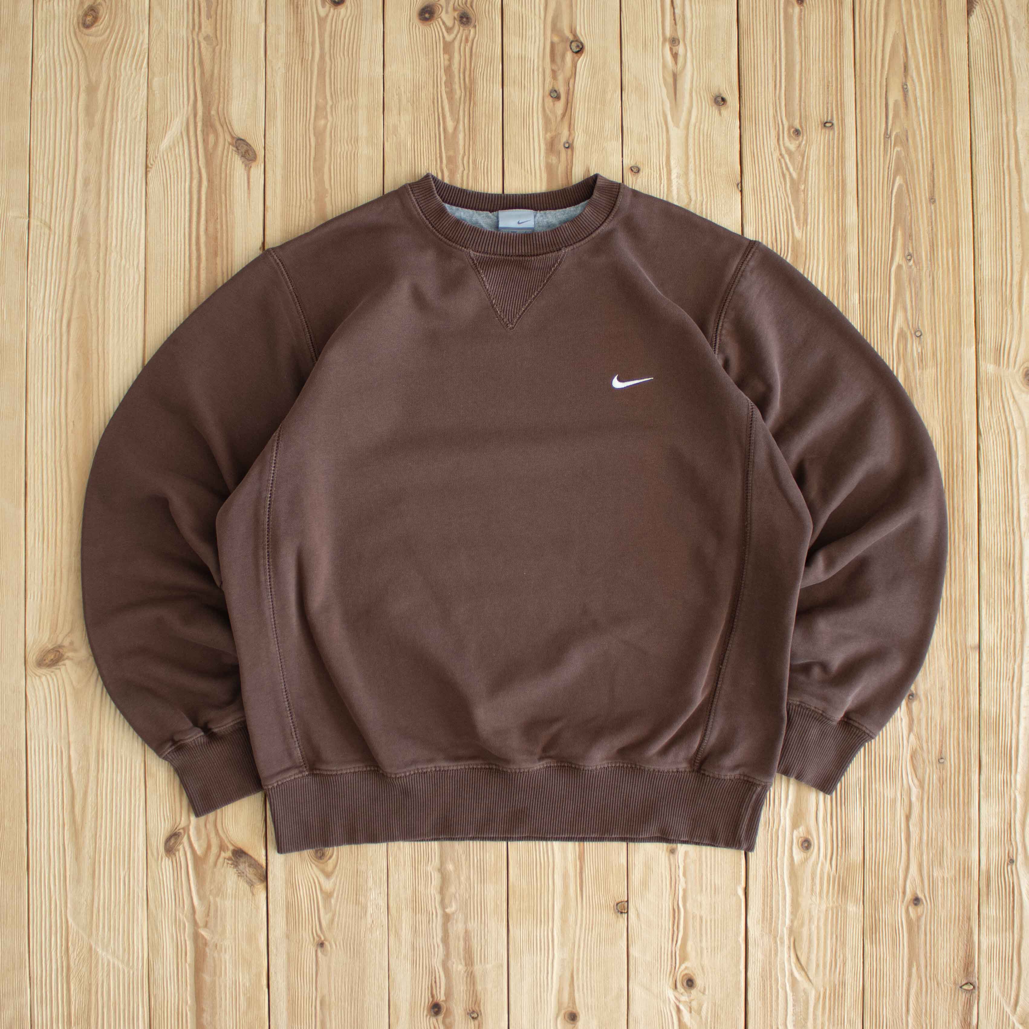 (M) Nike Vintage Essential Embroidered Sweatshirt Brown