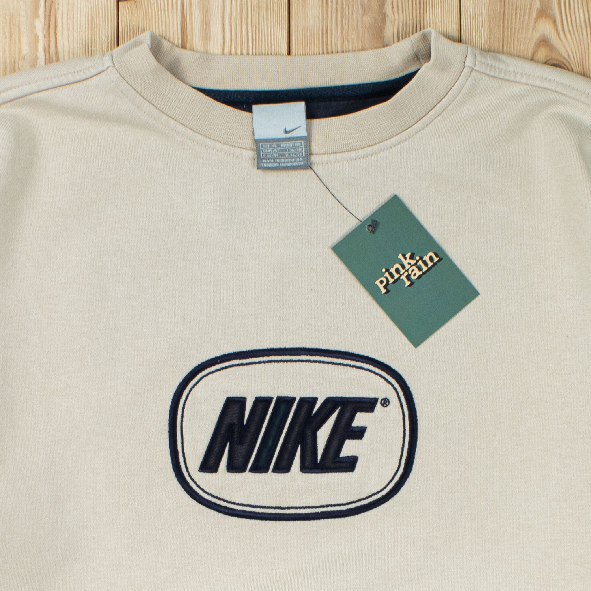 (L) Vintage Nike Spell Out Embroidered Sweatshirt