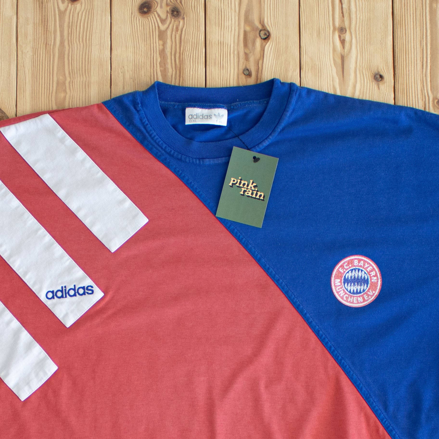 (L/XL) Adidas Bayern München Vintage Embroidered T-Shirt Red Blue