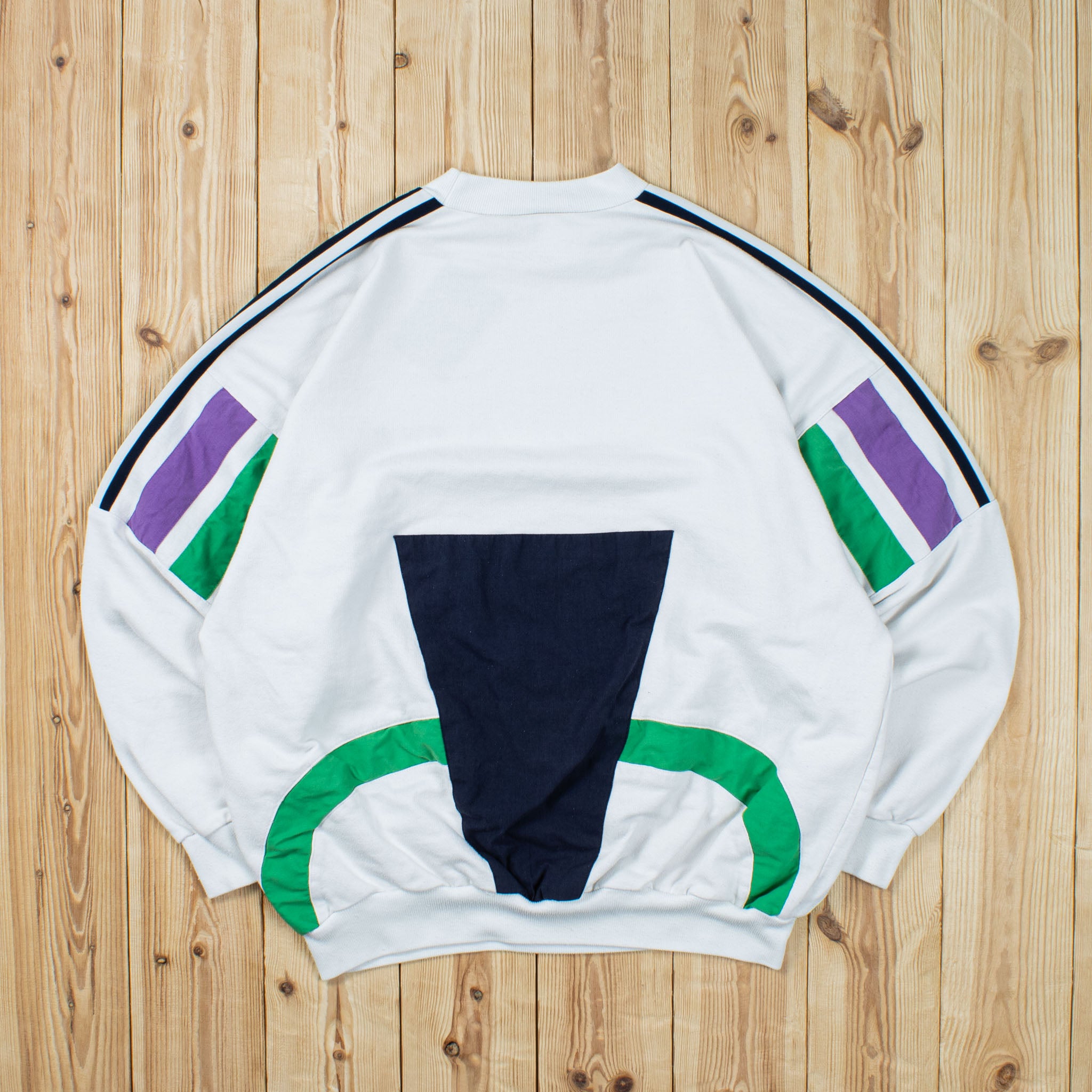 (M) Vintage Adidas Embroidered Sweatshirt