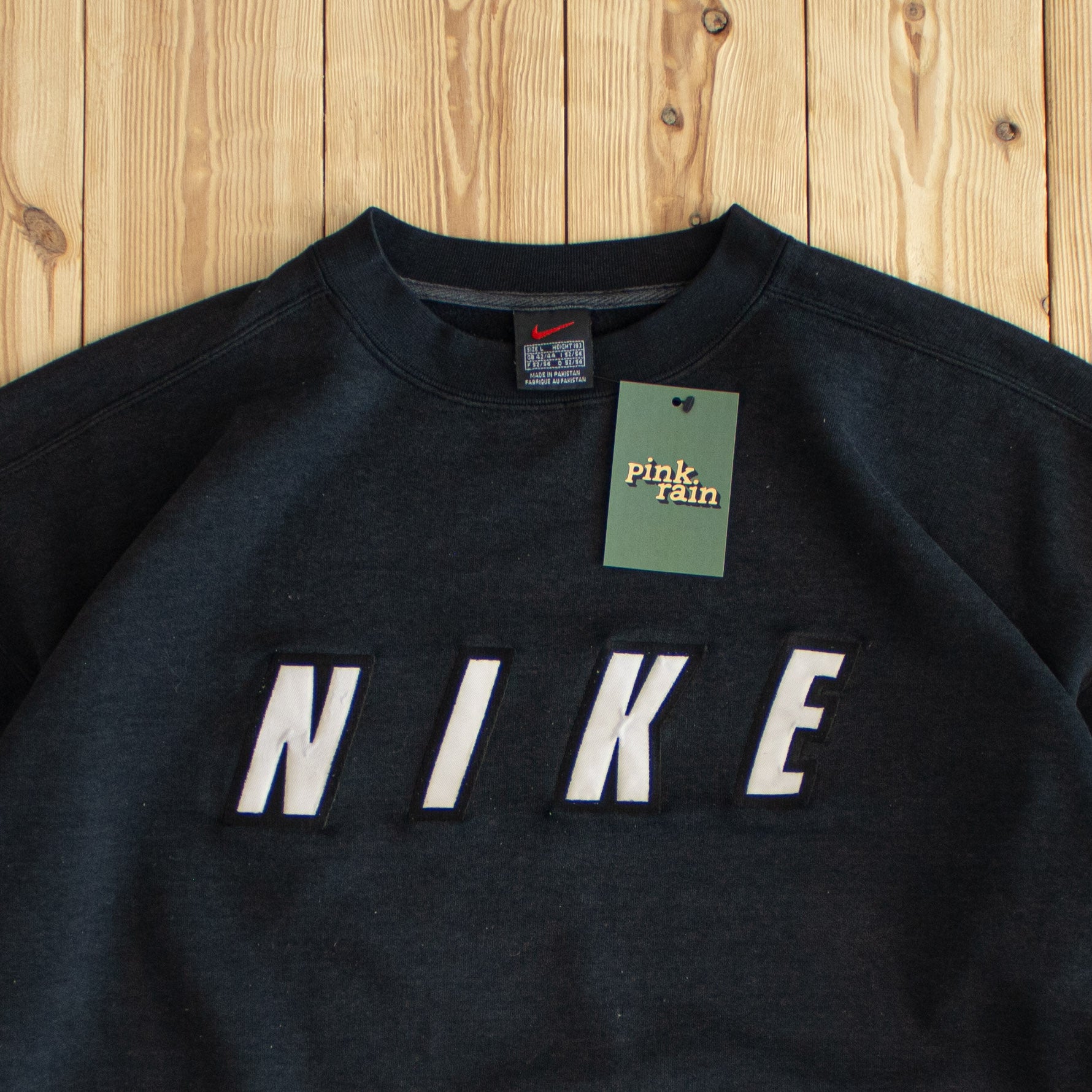 (L) Nike Spell Out Vintage Embroidered Sweatshirt Black