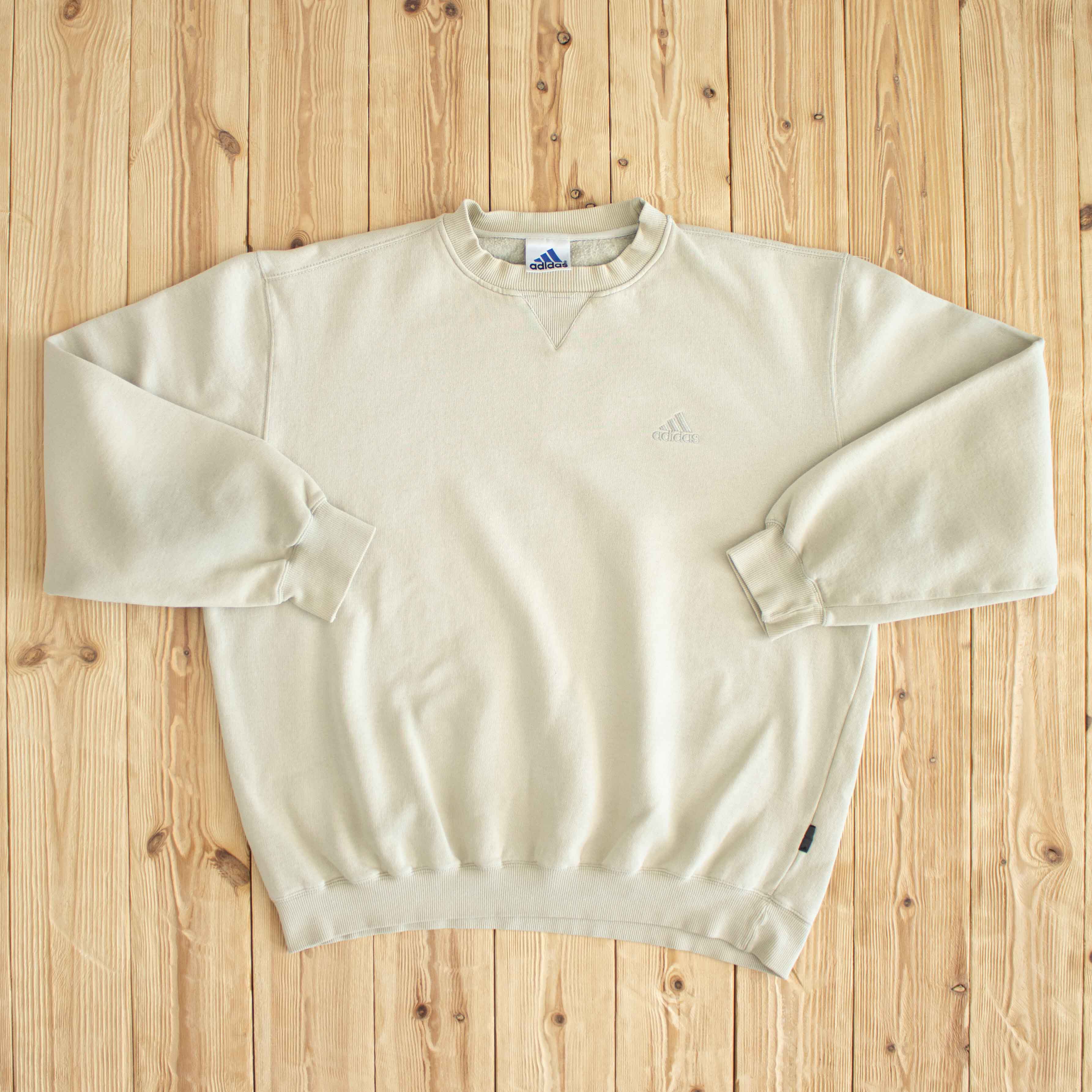 (M/L) Adidas Vintage Essential Embroidered Sweatshirt Beige
