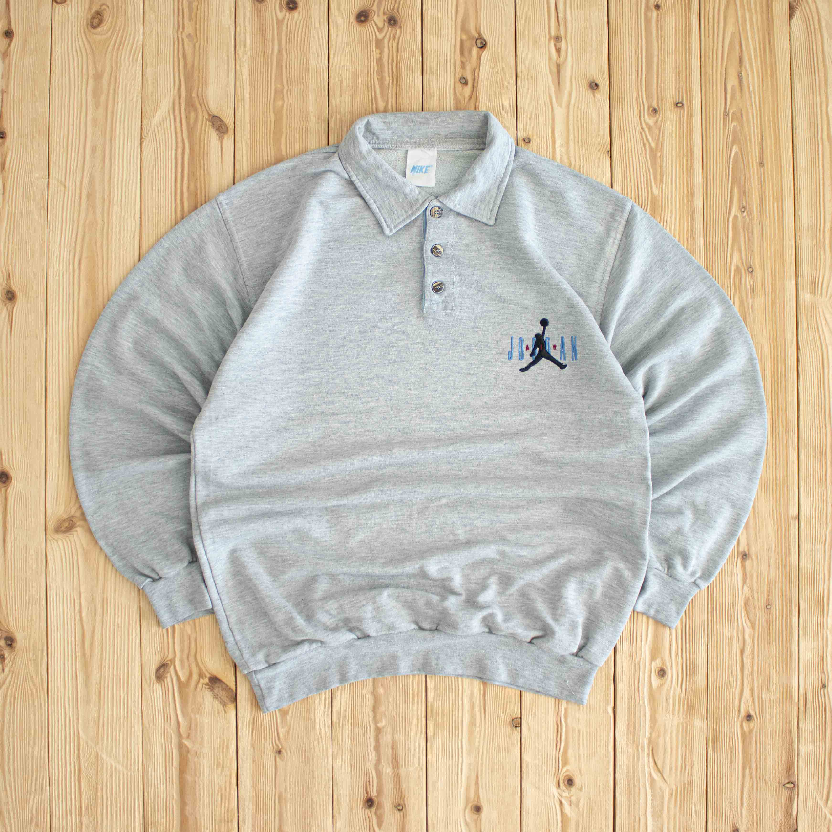 (M) Nike Air Jordan Vintage Embroidered Button Up Sweatshirt Gray