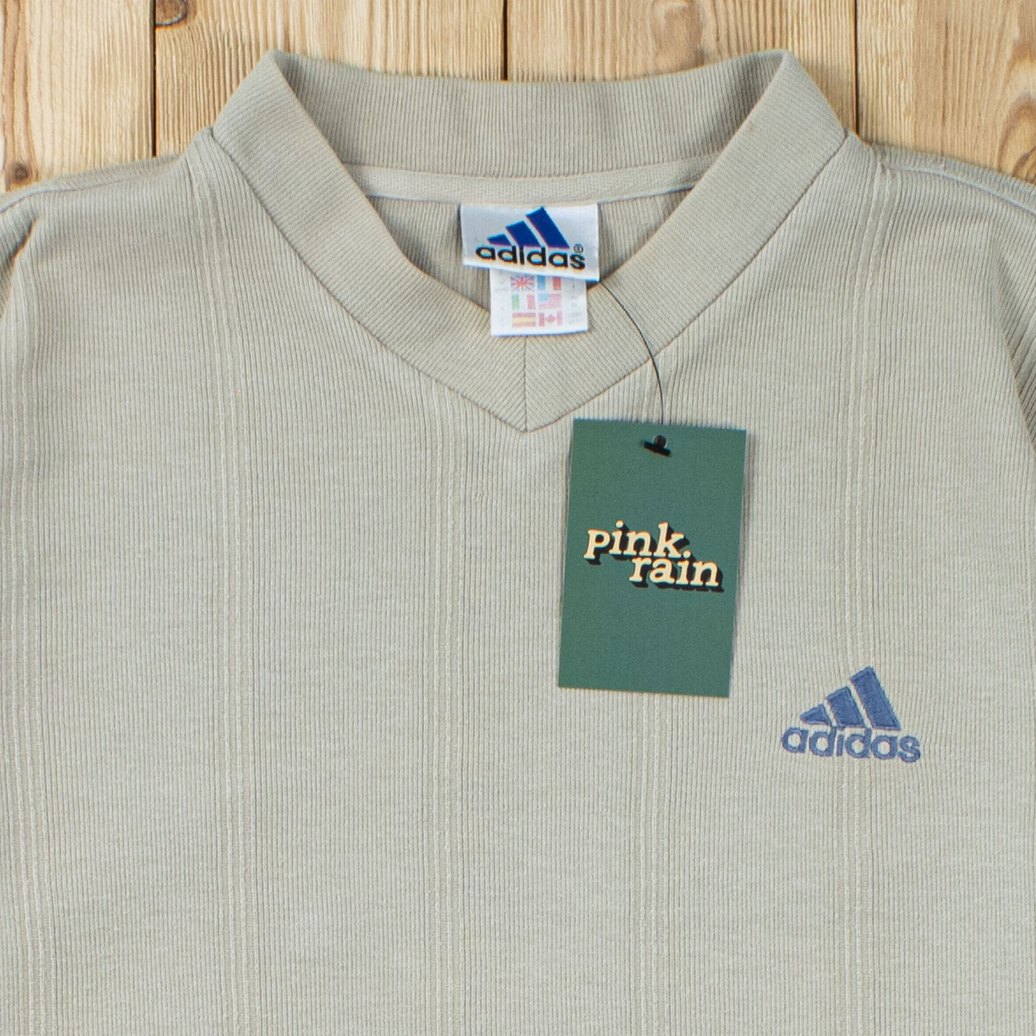 (M) Vintage Adidas Essential Embroidered Sweatshirt