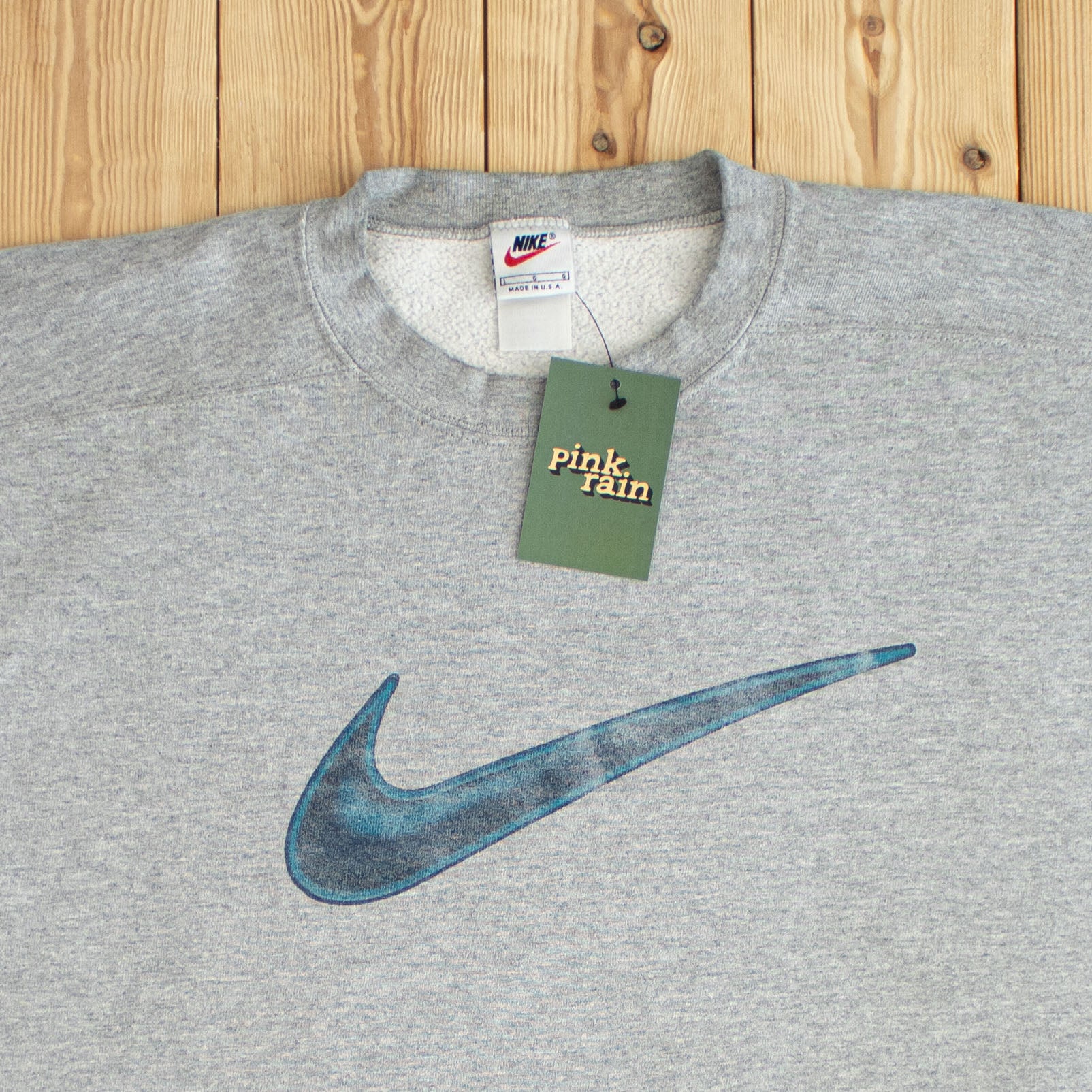 (L) Nike Swoosh Vintage Printed Sweatshirt Gray