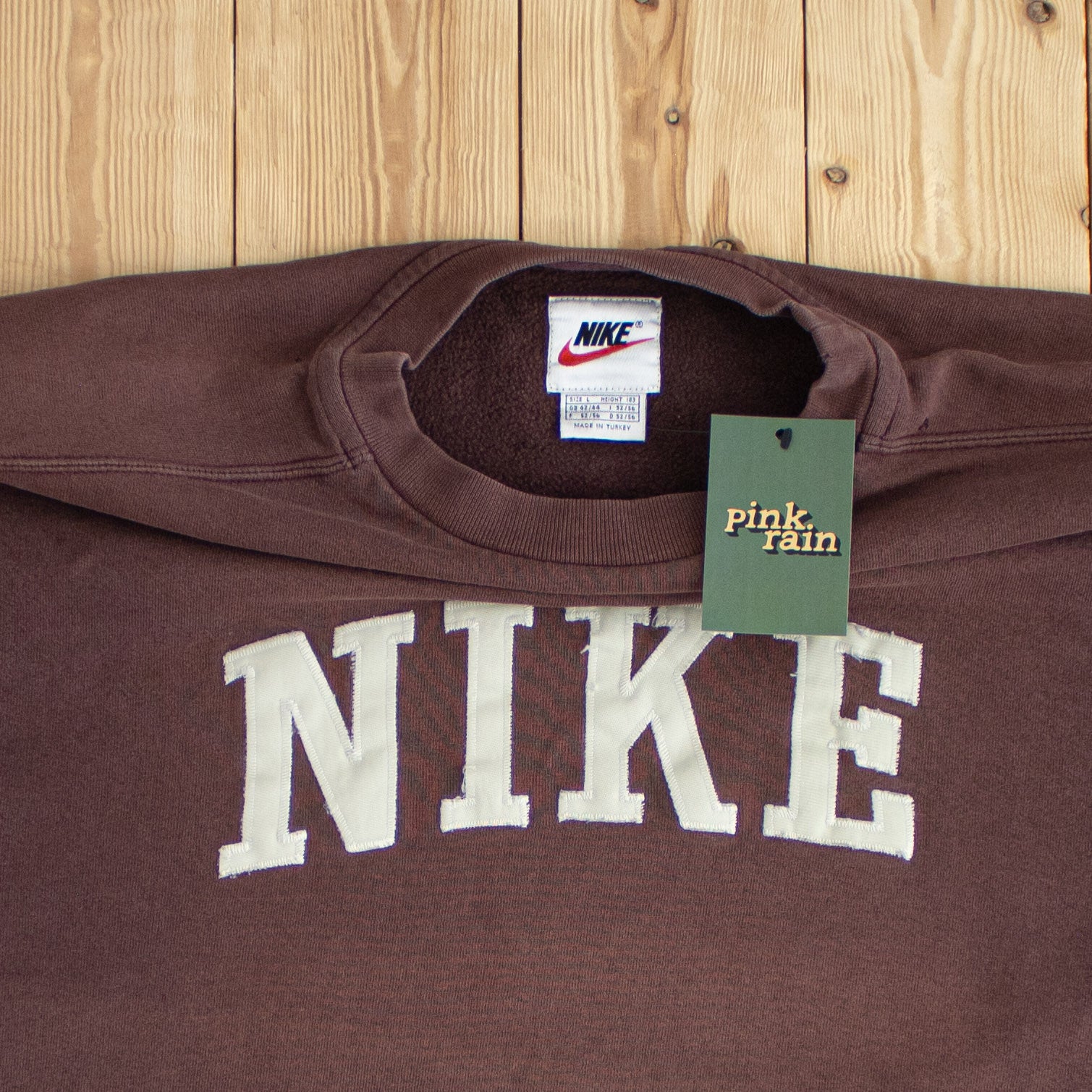(M/L) Nike Spell Out Vintage Embroidered Sweatshirt Brown