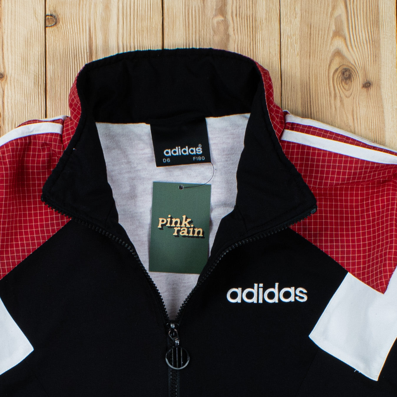 (L) Vintage Adidas Essential Embroidered Jacket