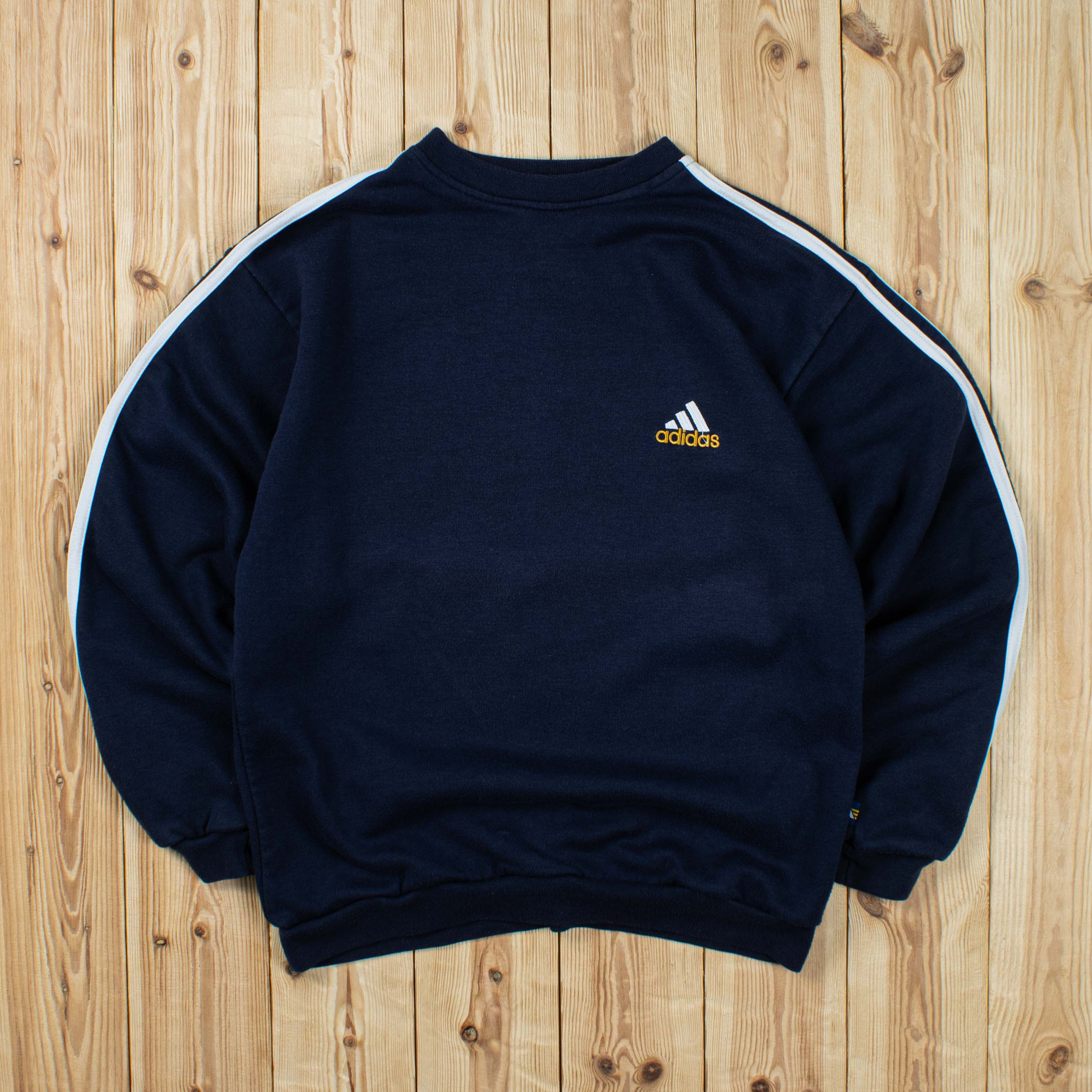 (S/M) Vintage Adidas Essential Embroidered Sweatshirt